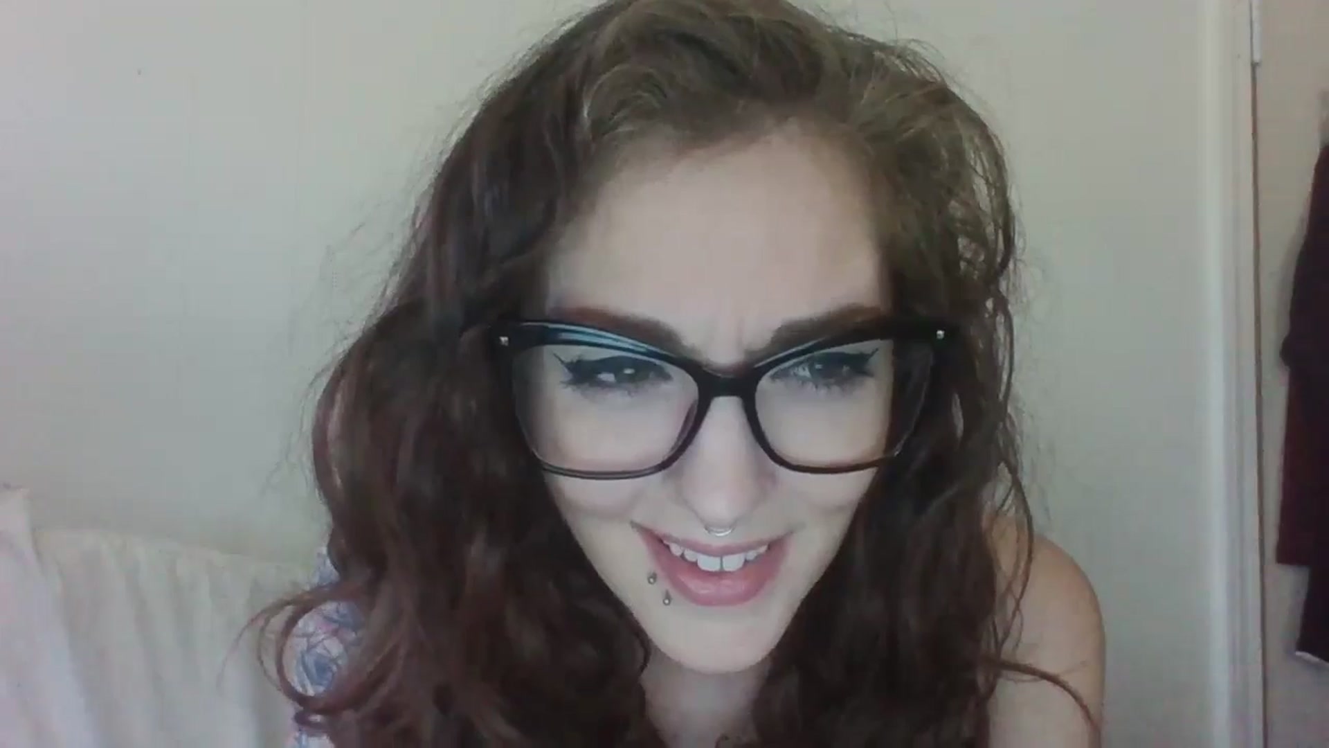 Gallery image thumbnail from Vicki_Rose's myfreecams stream on, 07/19/2024, 21:15 image 11 of 20