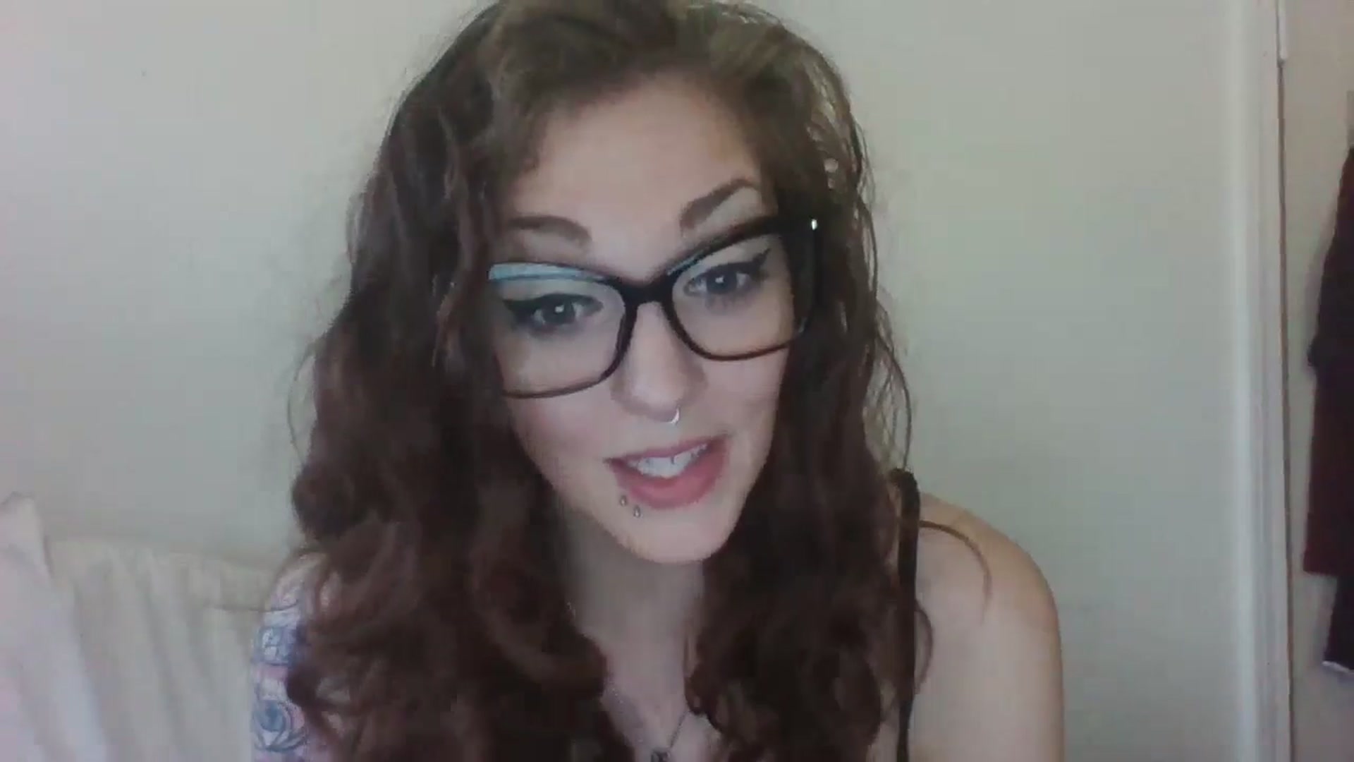 Gallery image thumbnail from Vicki_Rose's myfreecams stream on, 07/19/2024, 21:15 image 10 of 20