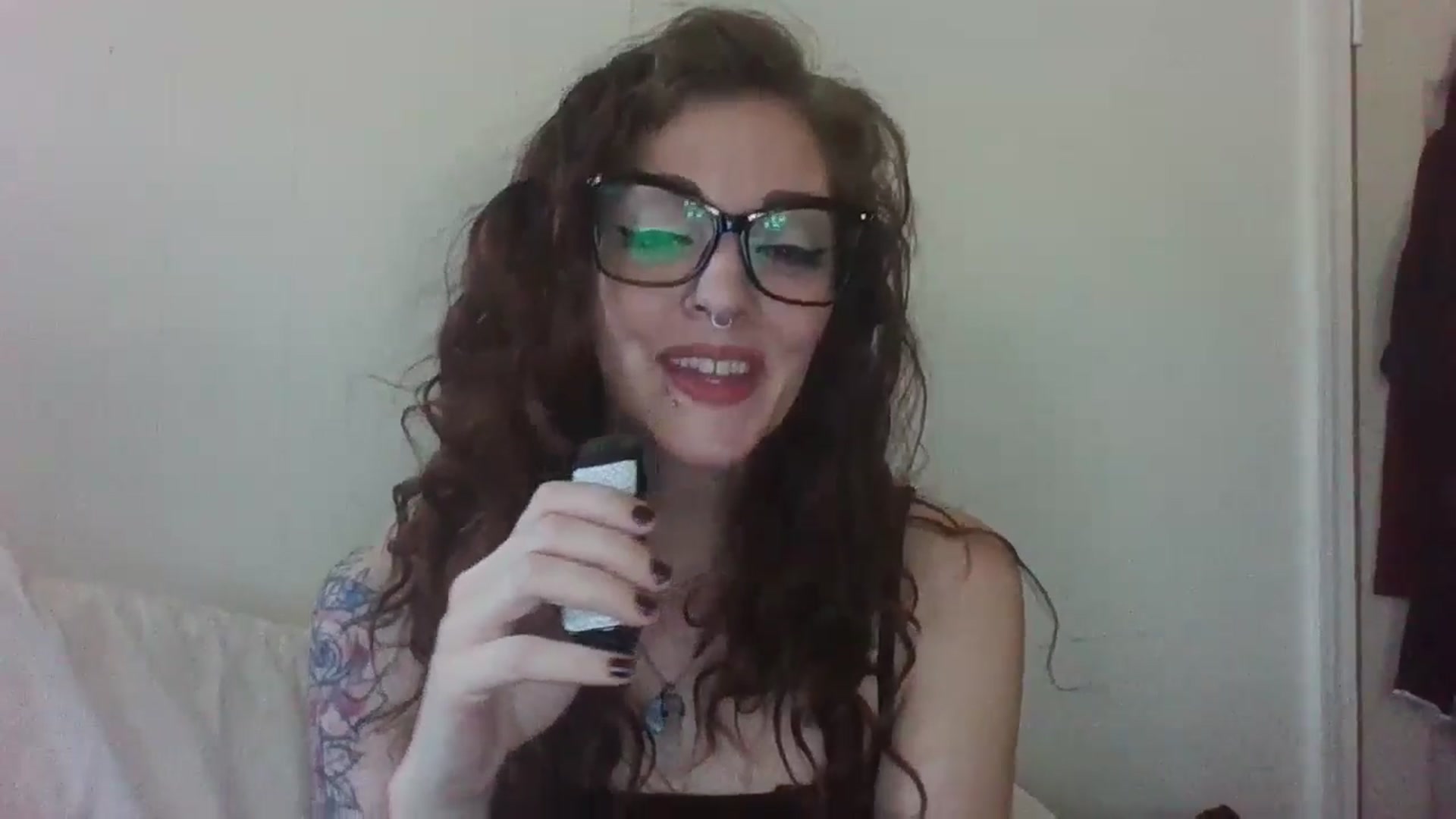 Gallery image thumbnail from Vicki_Rose's myfreecams stream on, 07/19/2024, 21:15 image 8 of 20