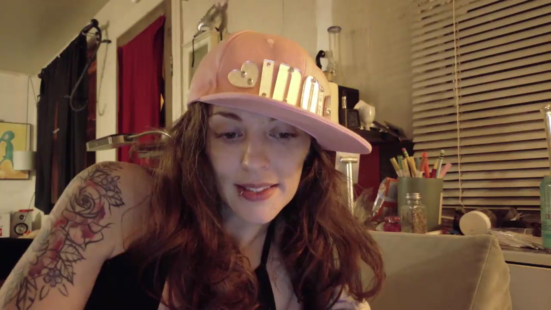 Gallery image thumbnail from Vicki_Rose's myfreecams stream on, 06/28/2026, 08:02 image 13 of 20