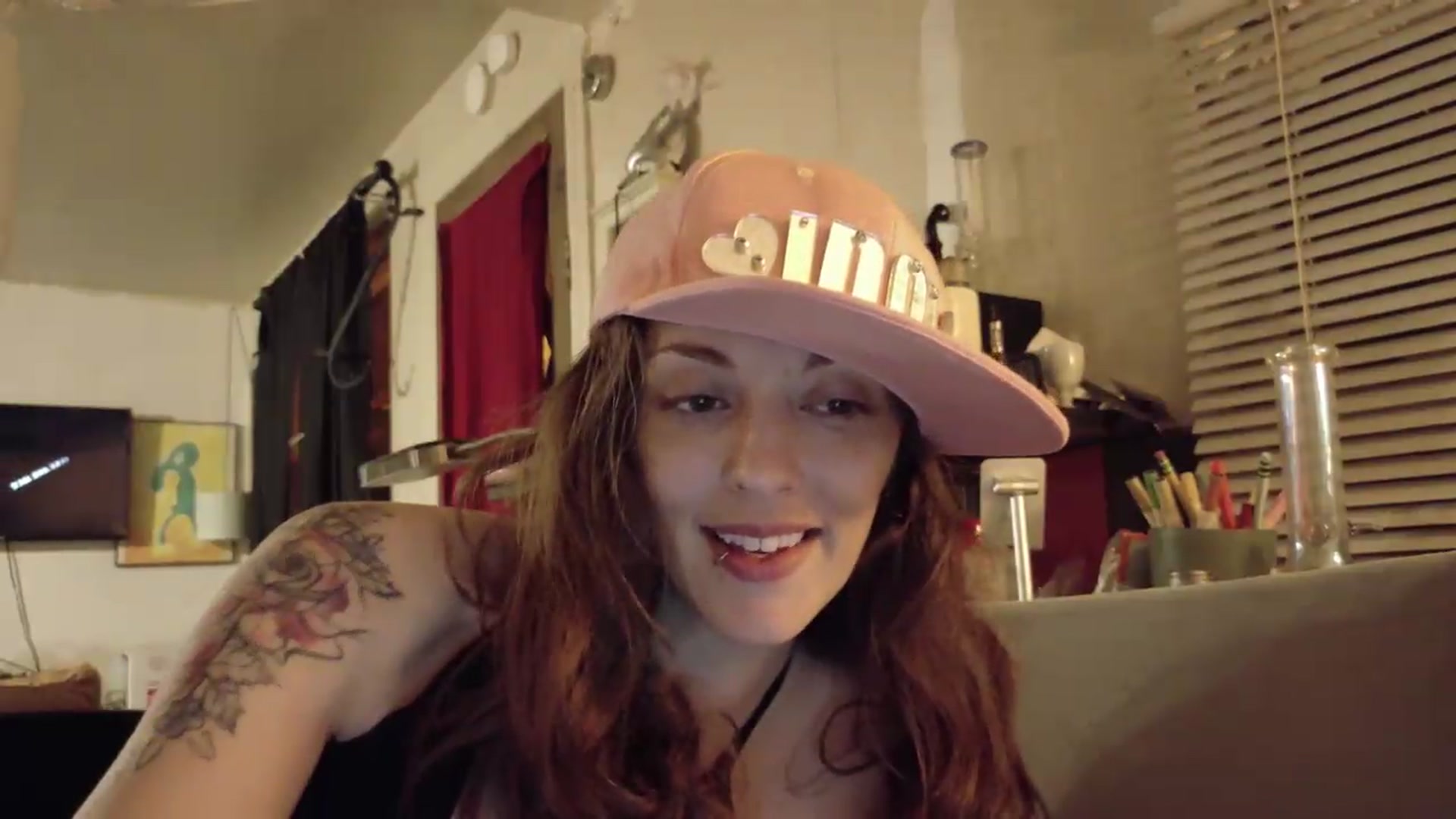 Gallery image thumbnail from Vicki_Rose's myfreecams stream on, 06/28/2026, 08:02 image 4 of 20