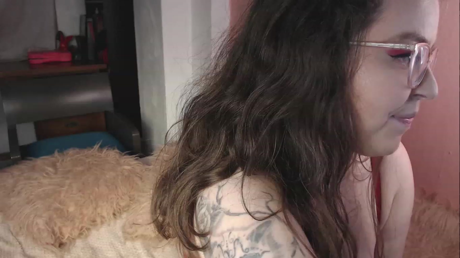 Gallery image thumbnail from Vickya_Vinci's myfreecams stream on, 12/25/2022, 07:18 image 8 of 20