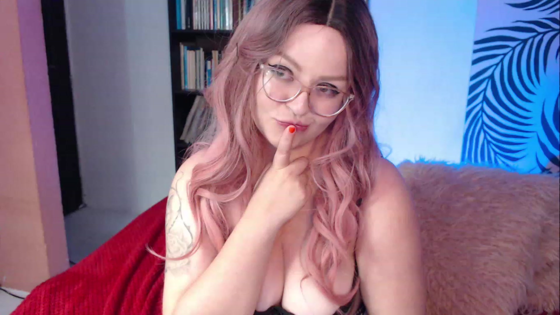 Gallery image thumbnail from Vickya_Vinci's myfreecams stream on, 01/17/2023, 01:48 image 16 of 20