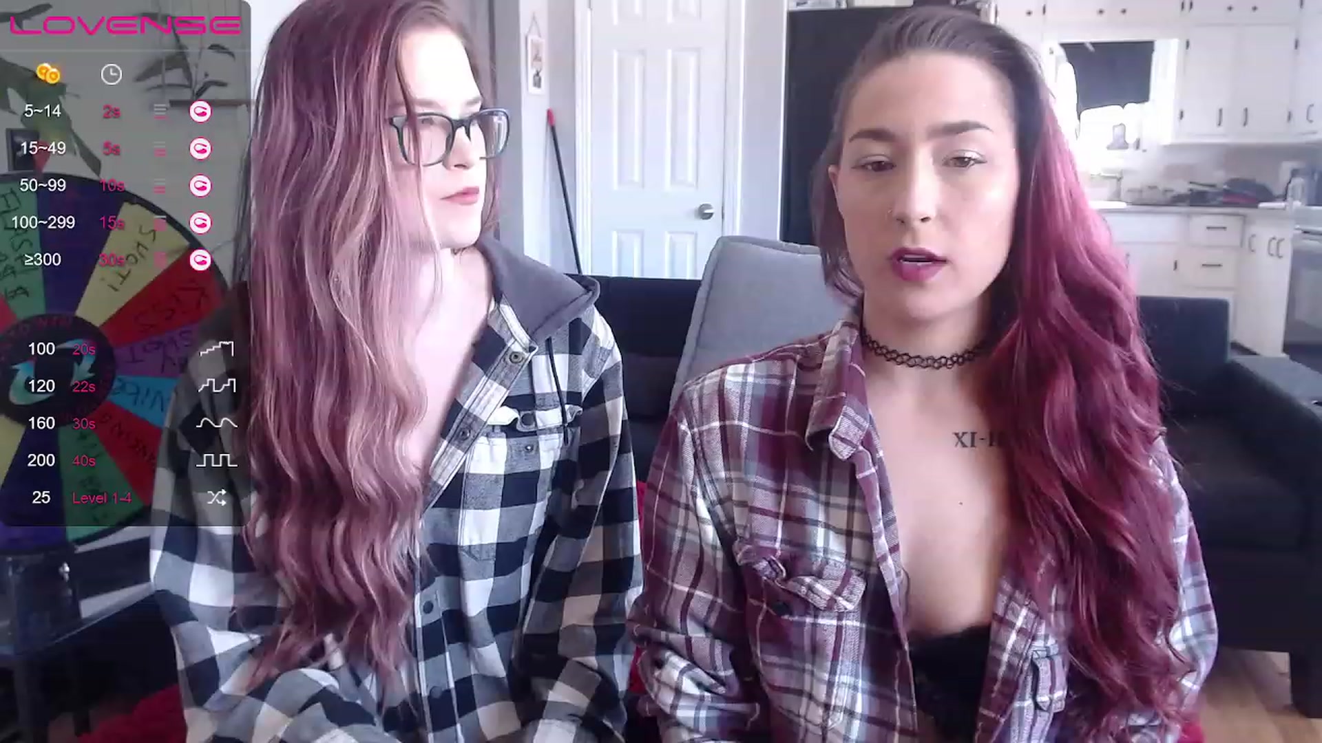 Gallery image thumbnail from Vickyx0x's myfreecams stream on, 04/07/2023, 17:50 image 2 of 20