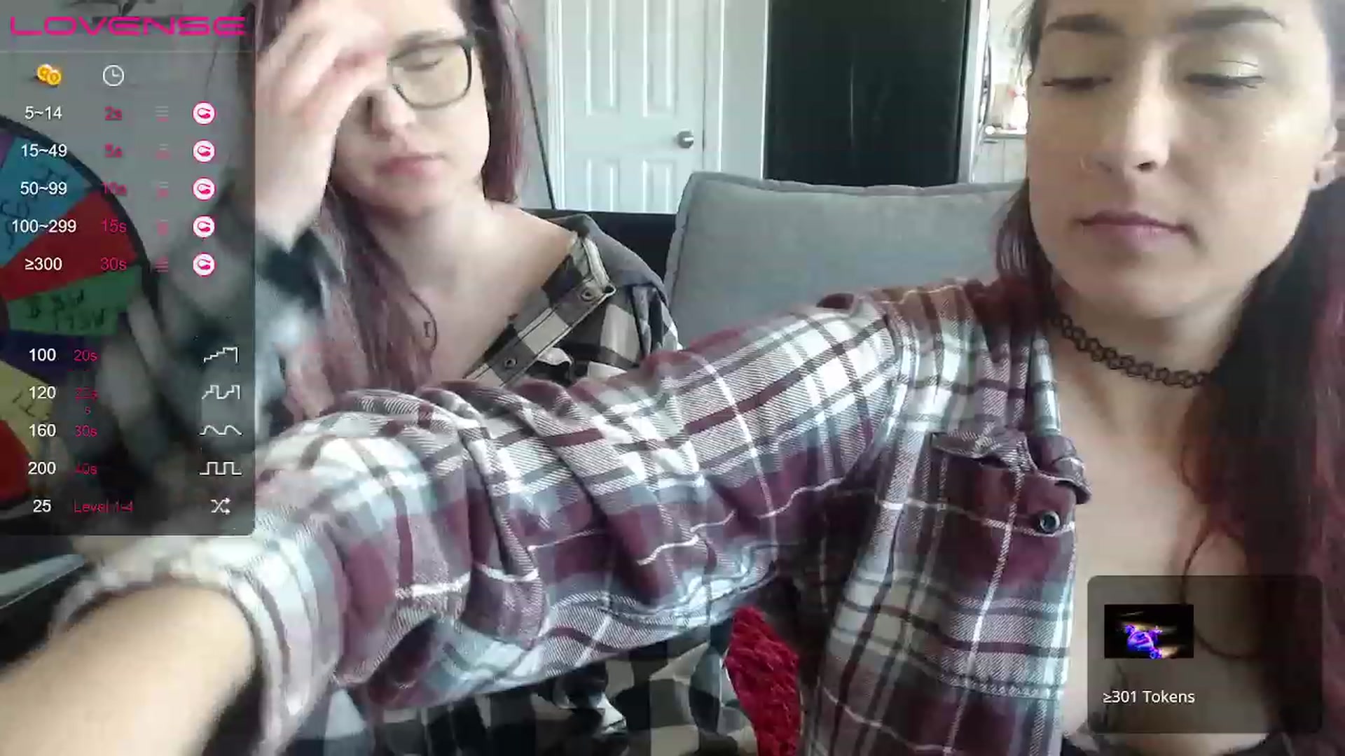 Gallery image thumbnail from Vickyx0x's myfreecams stream on, 04/07/2023, 19:25 image 8 of 20
