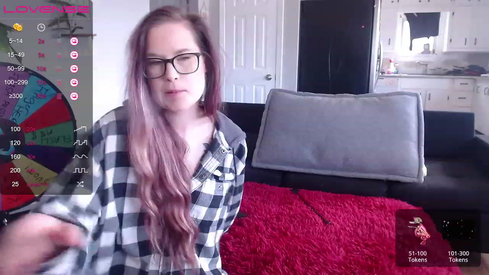 Gallery image thumbnail from Vickyx0x's myfreecams stream on, 04/07/2023, 19:25 image 4 of 20
