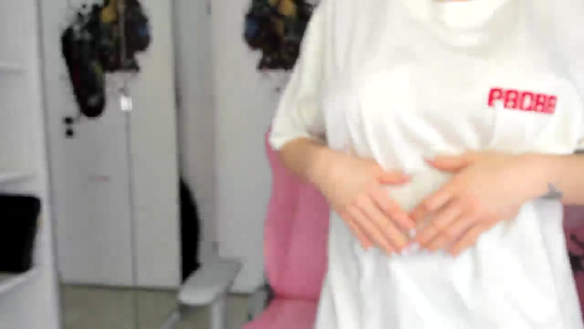 Gallery image thumbnail from Vickyy99's myfreecams stream on, 04/29/2025, 12:51 image 6 of 20