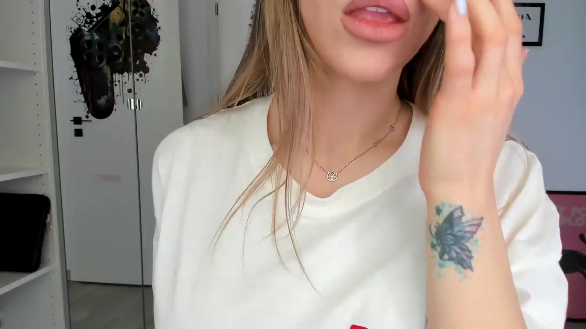 Gallery image thumbnail from Vickyy99's myfreecams stream on, 04/29/2025, 12:51 image 11 of 20
