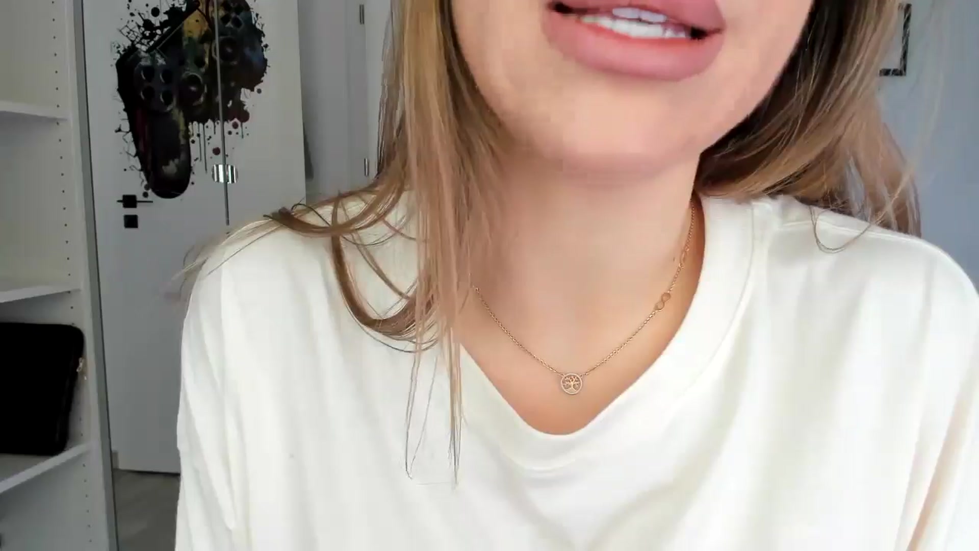 Gallery image thumbnail from Vickyy99's myfreecams stream on, 04/29/2025, 12:51 image 17 of 20