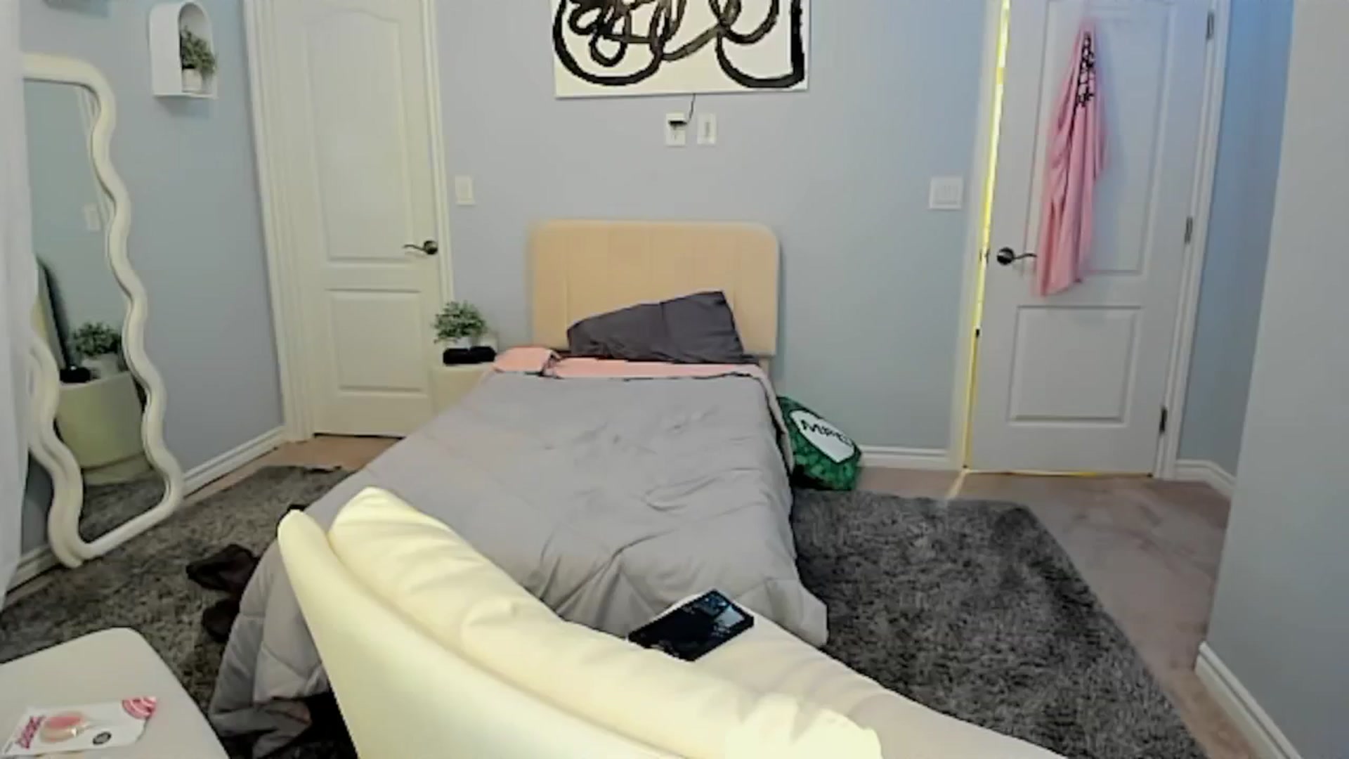 Gallery image thumbnail from VictoriaFox's myfreecams stream on, 10/05/2024, 10:56 image 4 of 20