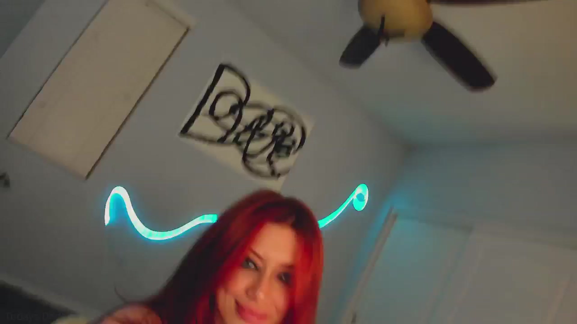 Gallery image thumbnail from VictoriaFox's myfreecams stream on, 11/27/2024, 08:27 image 5 of 20