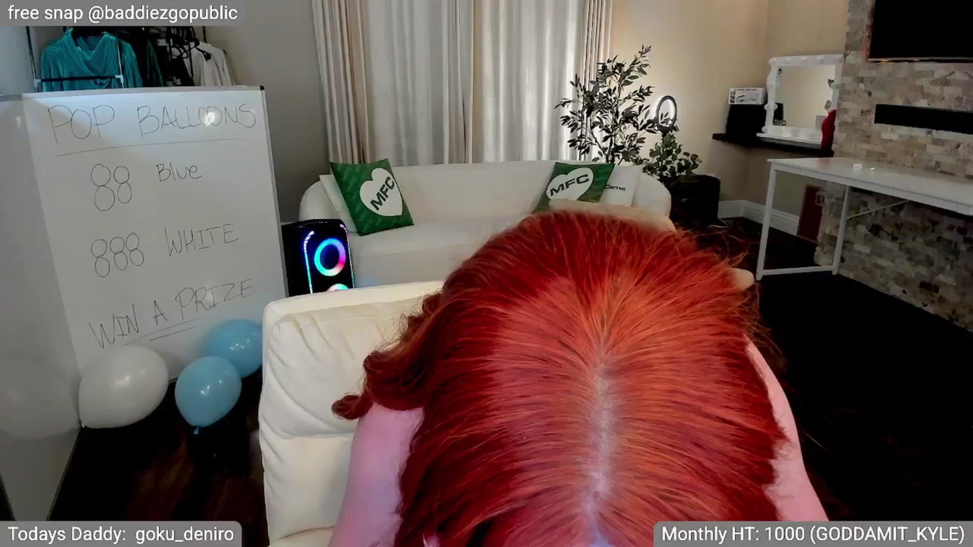 Gallery image thumbnail from VictoriaFox's myfreecams stream on, 04/11/2025, 08:15 image 19 of 20