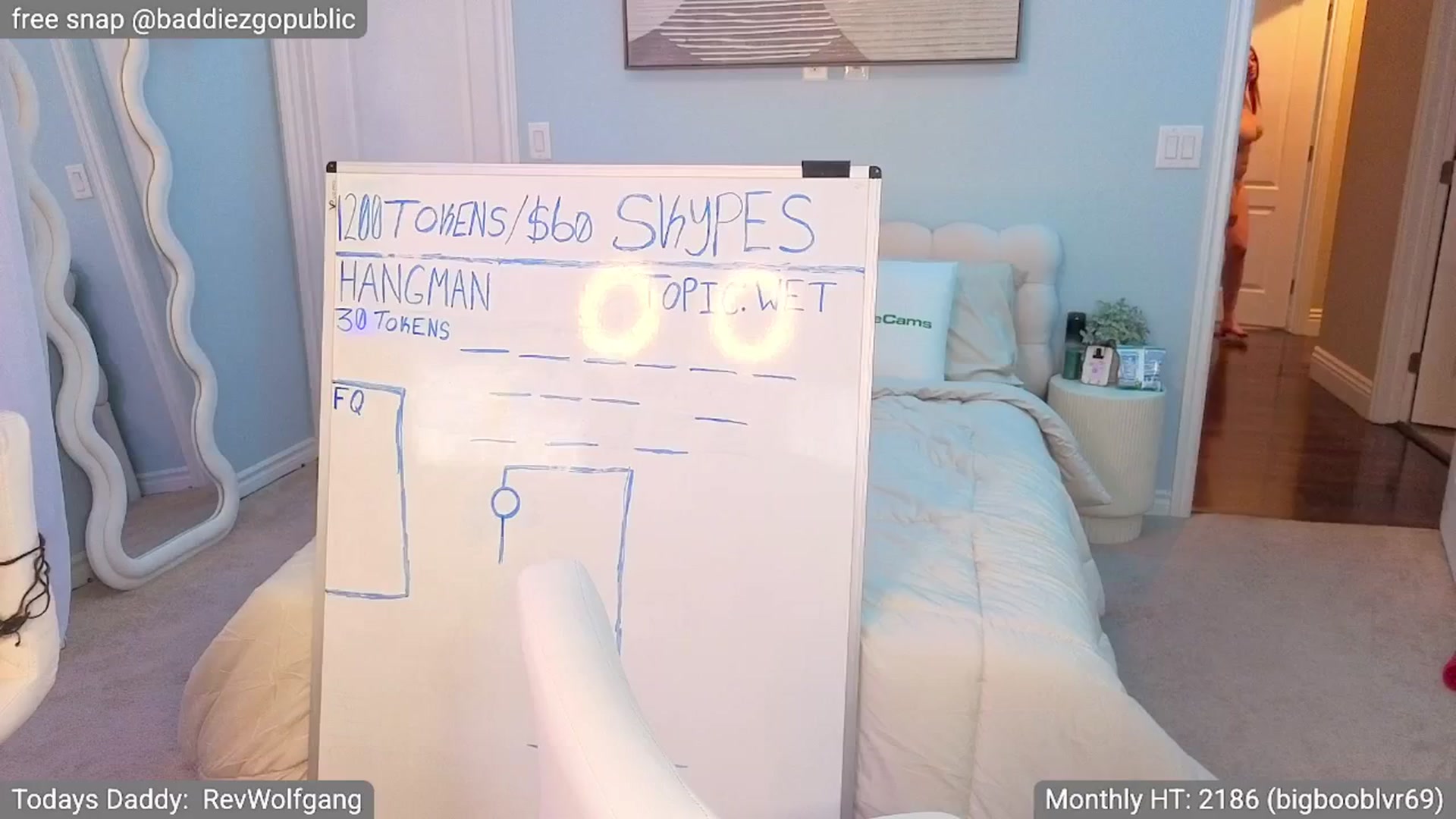 Gallery image thumbnail from VictoriaFox's myfreecams stream on, 05/11/2025, 08:57 image 20 of 20