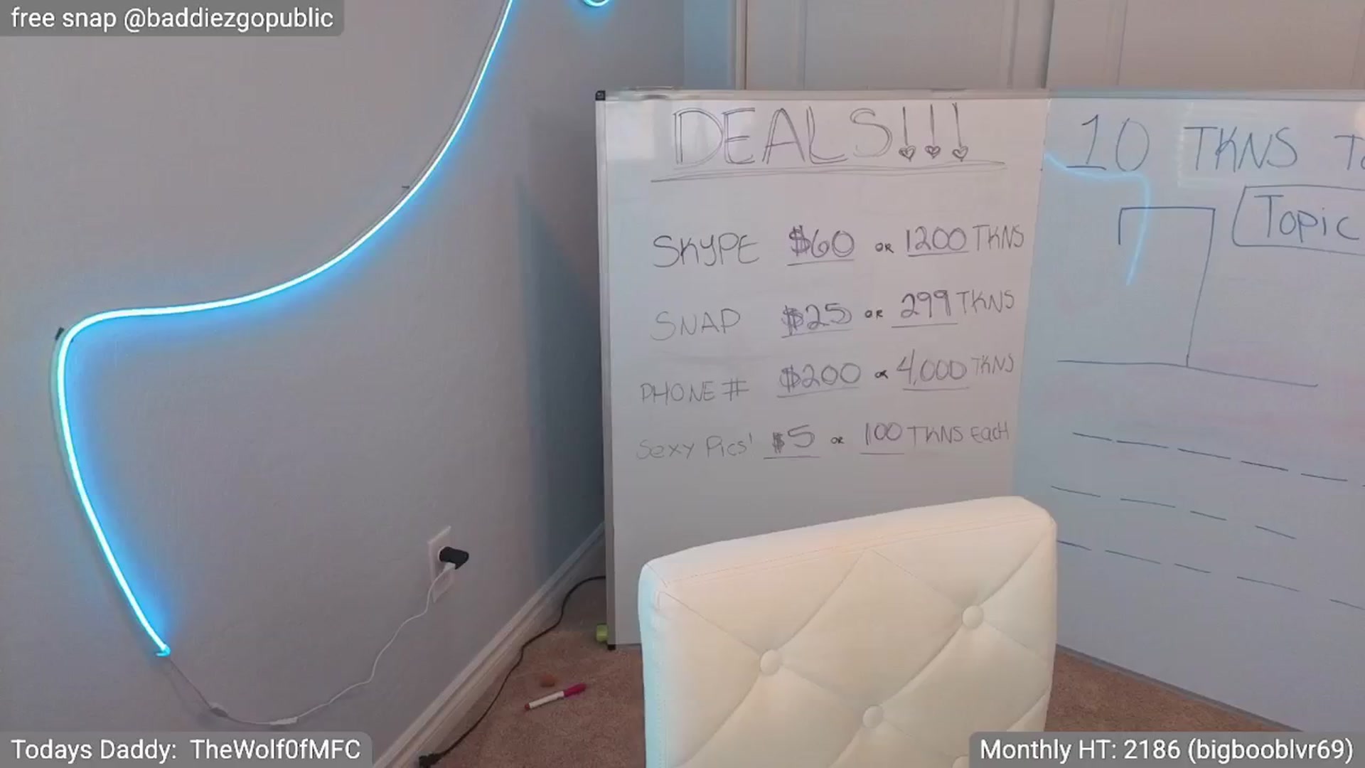 Gallery image thumbnail from VictoriaFox's myfreecams stream on, 05/11/2025, 14:18 image 13 of 20