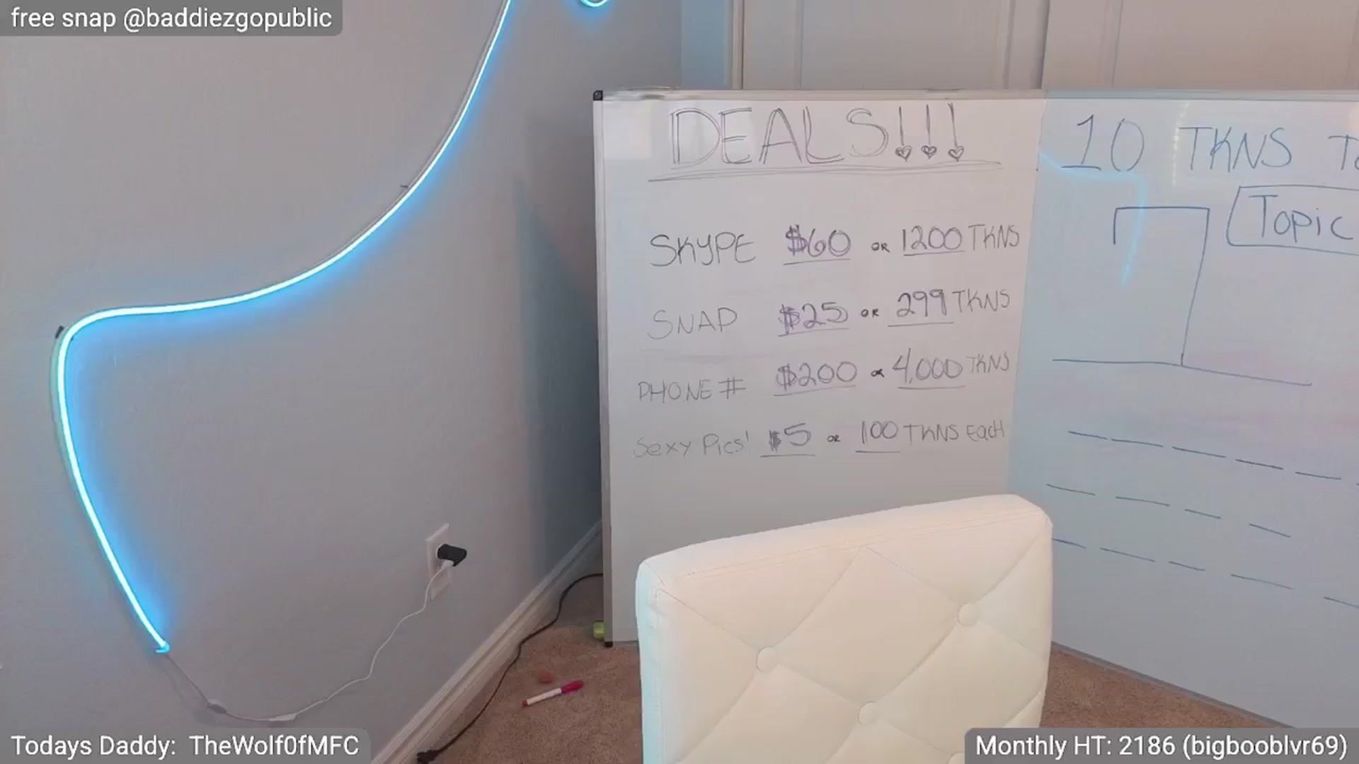 Gallery image thumbnail from VictoriaFox's myfreecams stream on, 05/11/2025, 14:18 image 14 of 20