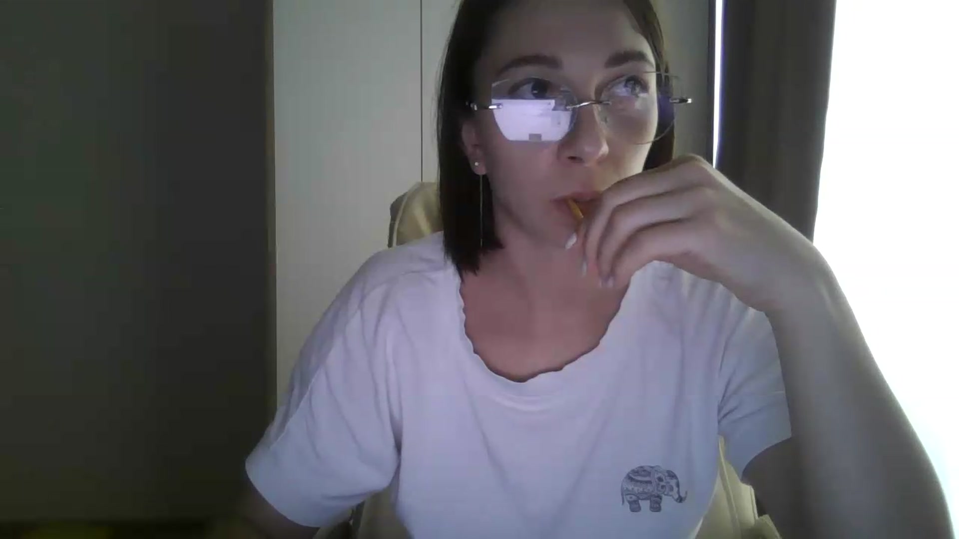 Gallery image thumbnail from VictoriaHayes's myfreecams stream on, 05/17/2026, 12:14 image 6 of 20