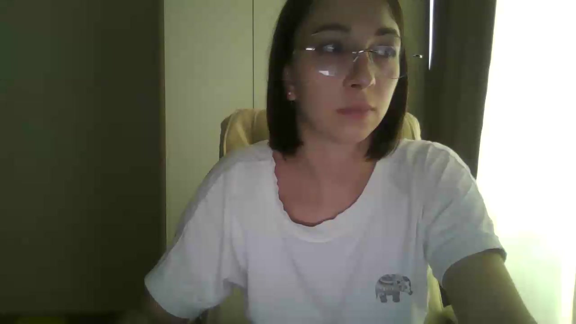 Gallery image thumbnail from VictoriaHayes's myfreecams stream on, 05/17/2026, 12:14 image 13 of 20
