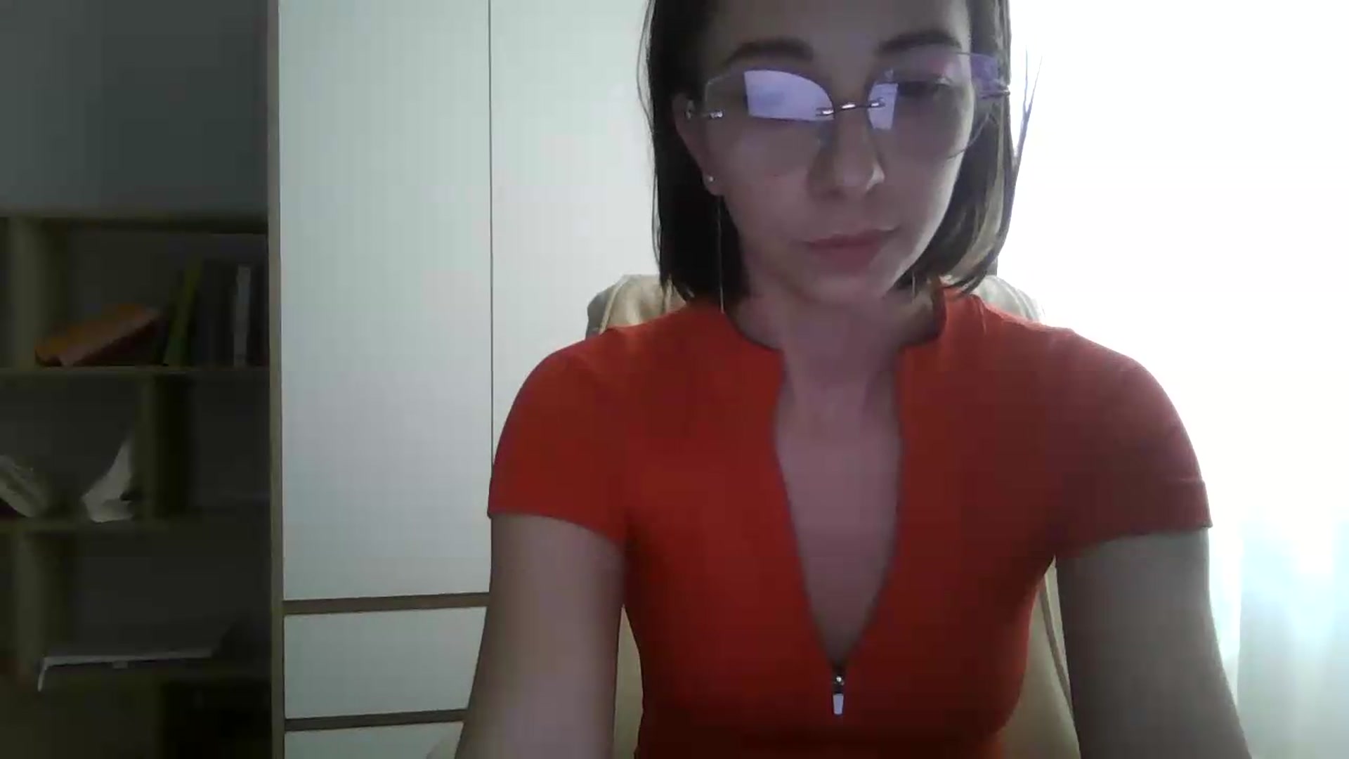 Gallery image thumbnail from VictoriaHayes's myfreecams stream on, 05/19/2026, 10:19 image 18 of 20