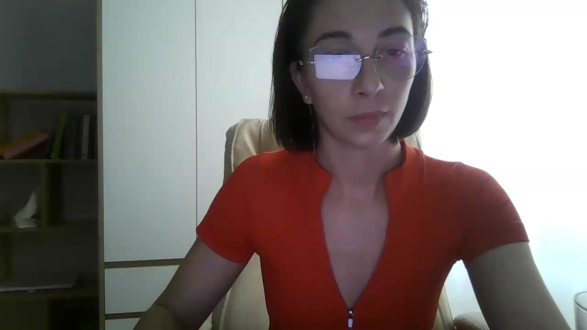 Gallery image thumbnail from VictoriaHayes's myfreecams stream on, 05/19/2026, 10:19 image 4 of 20