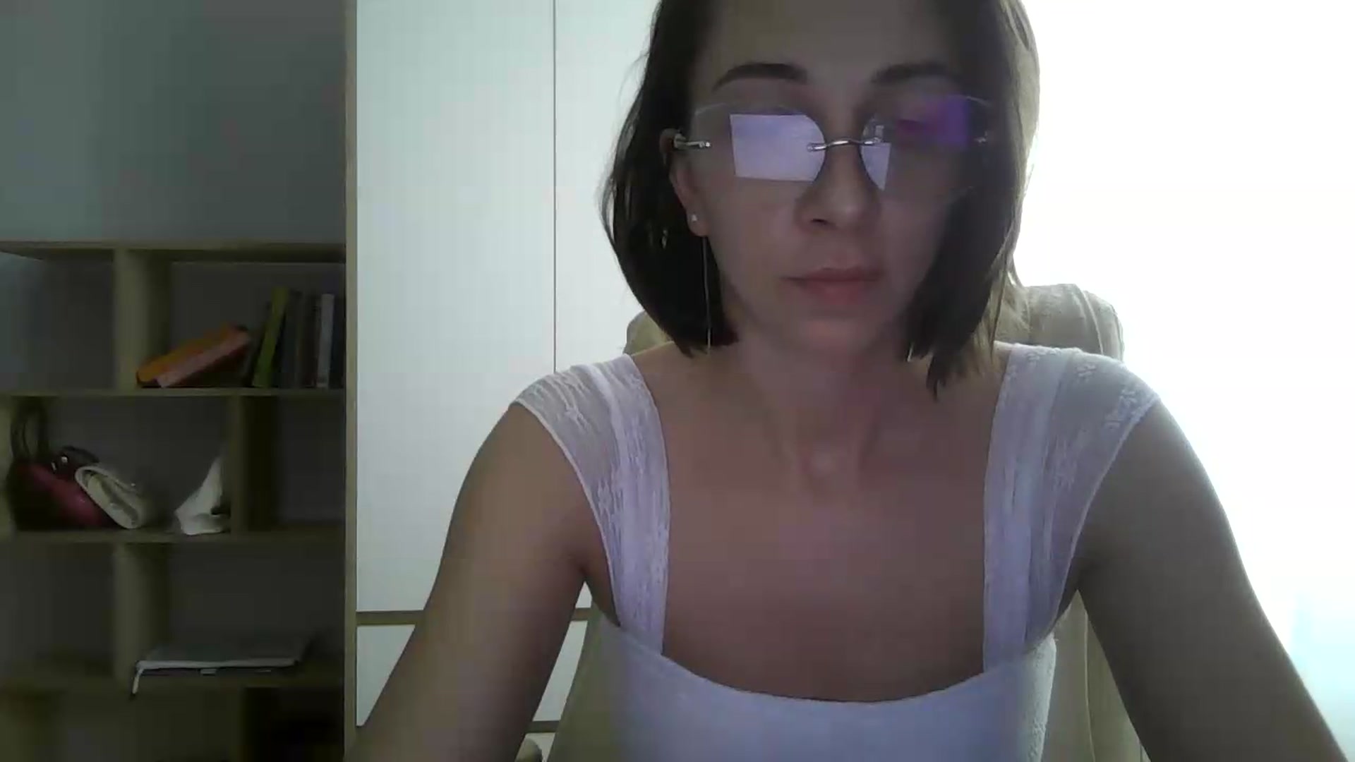 Gallery image thumbnail from VictoriaHayes's myfreecams stream on, 05/20/2026, 09:58 image 4 of 20