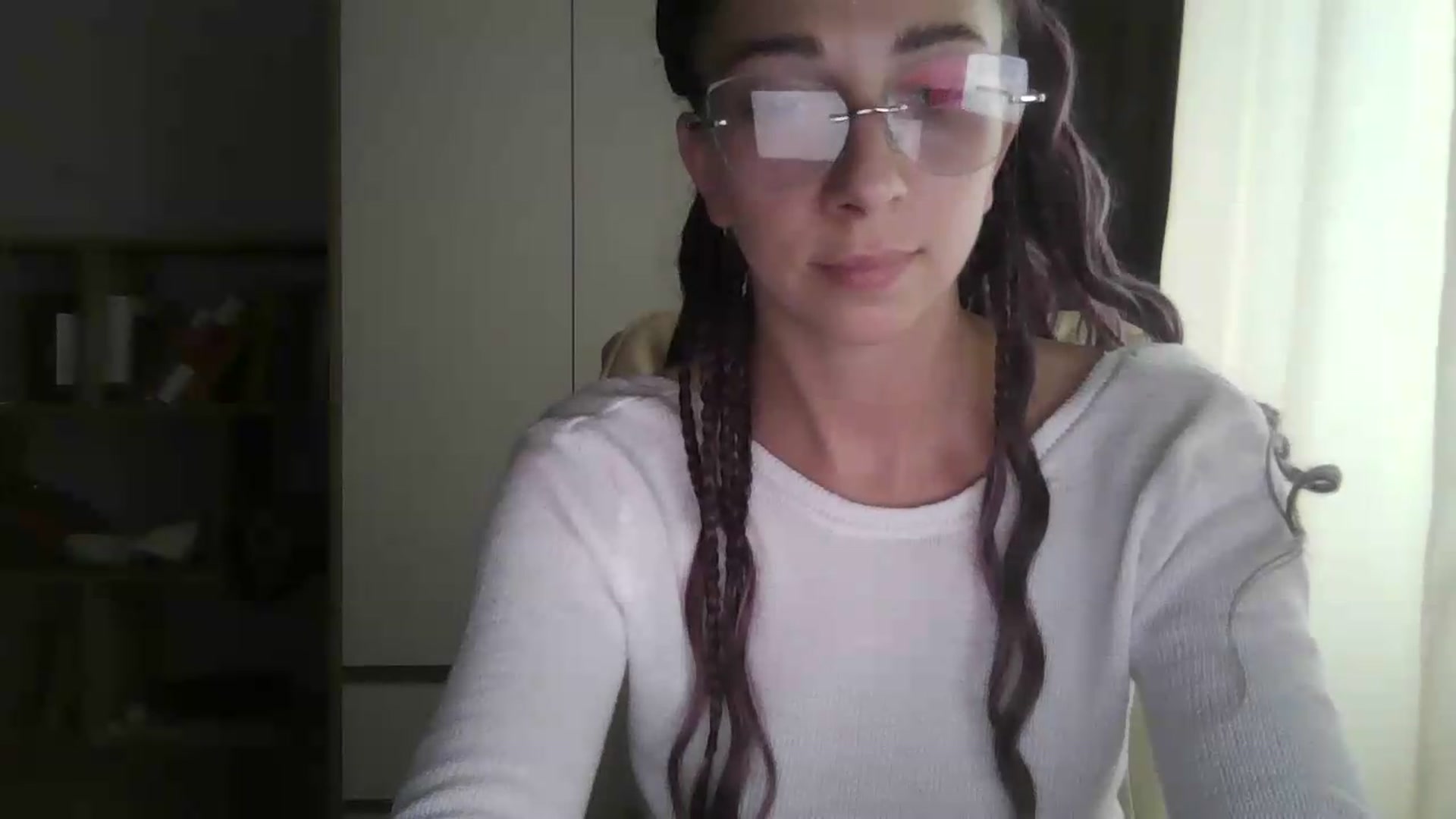 Gallery image thumbnail from VictoriaHayes's myfreecams stream on, 05/27/2026, 11:00 image 10 of 20