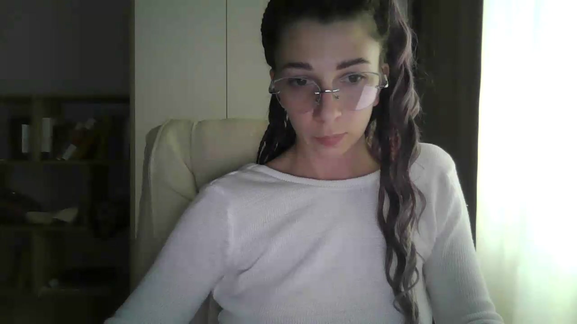 Gallery image thumbnail from VictoriaHayes's myfreecams stream on, 05/27/2026, 11:00 image 18 of 20