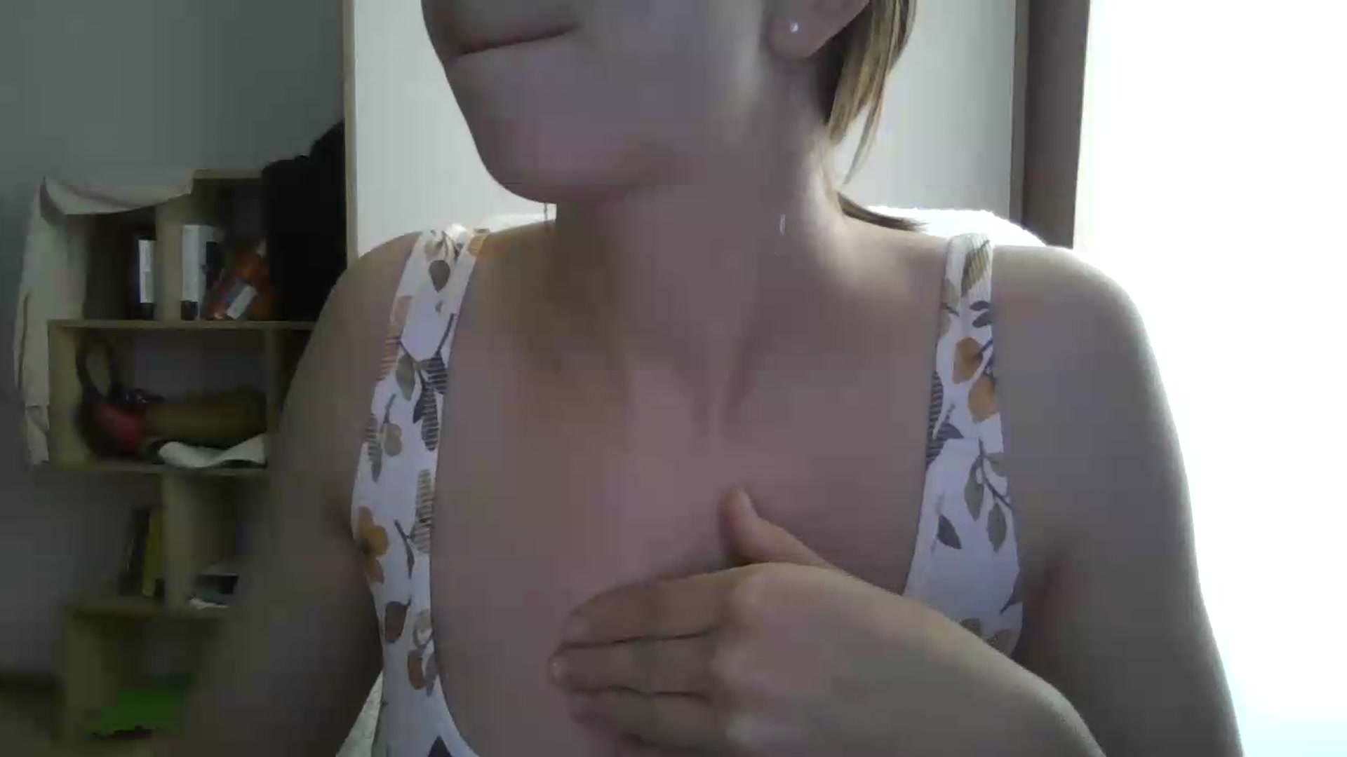 Gallery image thumbnail from VictoriaHayes's myfreecams stream on, 06/01/2026, 11:59 image 17 of 20