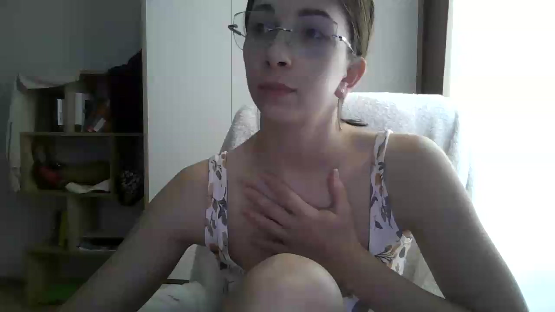 Gallery image thumbnail from VictoriaHayes's myfreecams stream on, 06/01/2026, 12:26 image 1 of 20