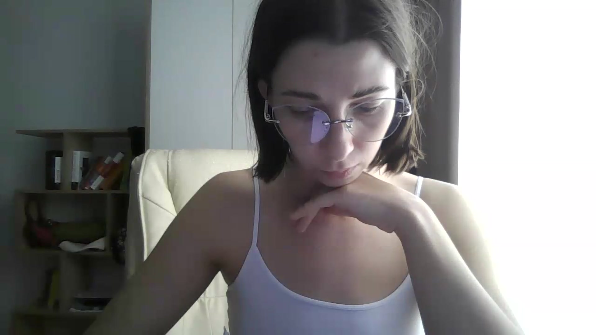 Gallery image thumbnail from VictoriaHayes's myfreecams stream on, 06/04/2026, 12:26 image 12 of 20
