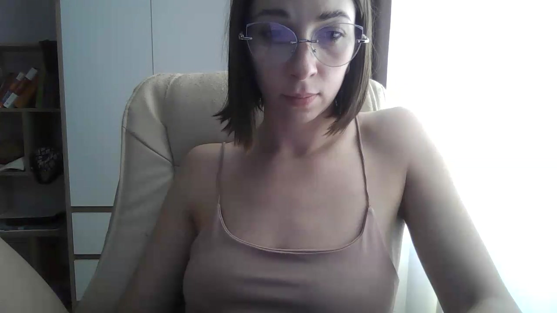 Gallery image thumbnail from VictoriaHayes's myfreecams stream on, 06/04/2026, 14:13 image 15 of 20