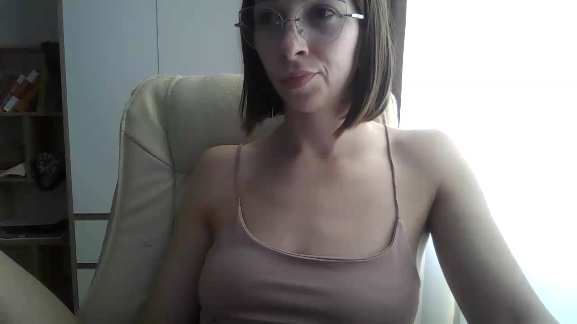 Gallery image thumbnail from VictoriaHayes's myfreecams stream on, 06/04/2026, 14:13 image 17 of 20