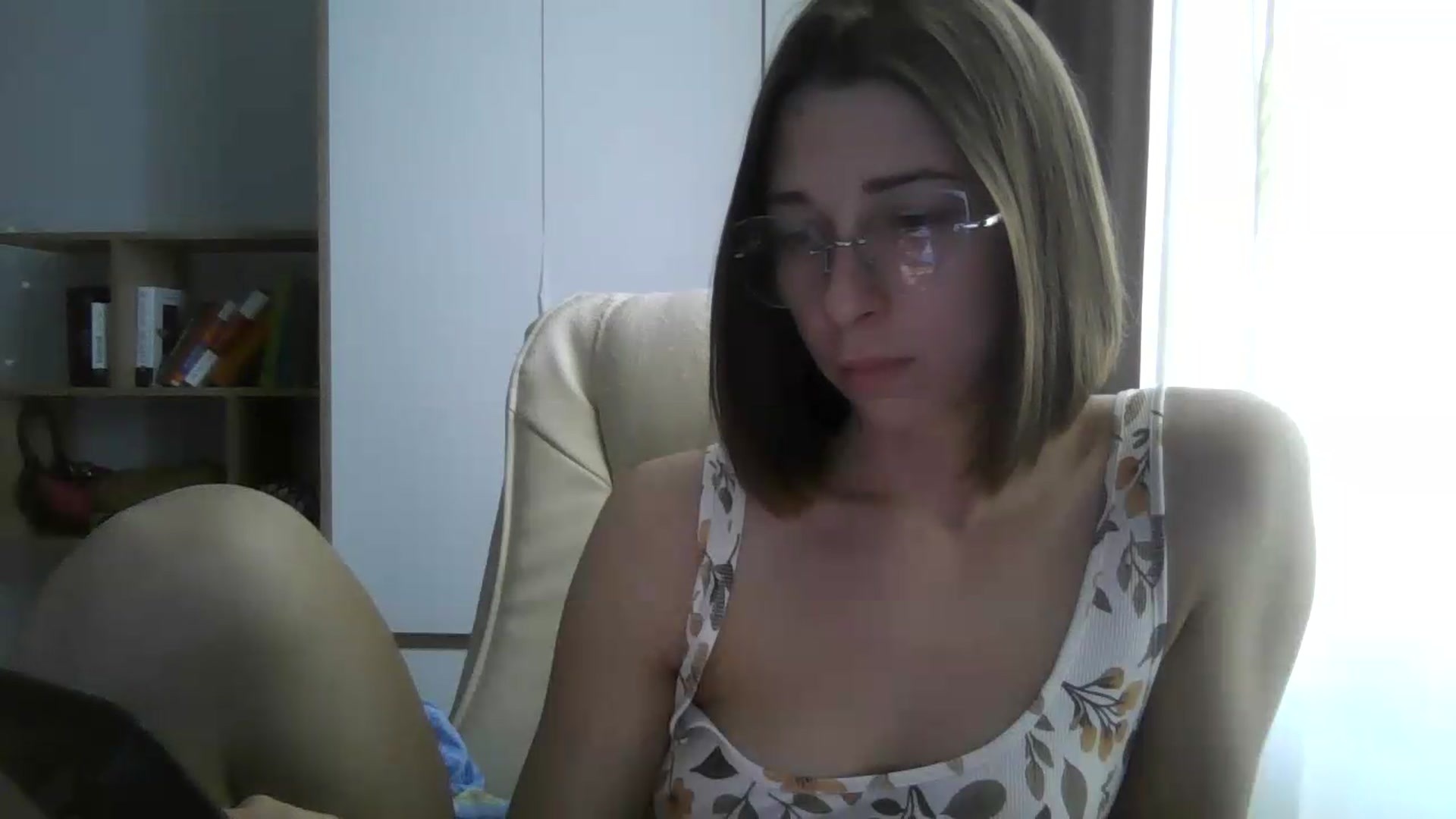 Gallery image thumbnail from VictoriaHayes's myfreecams stream on, 06/05/2026, 09:52 image 15 of 20