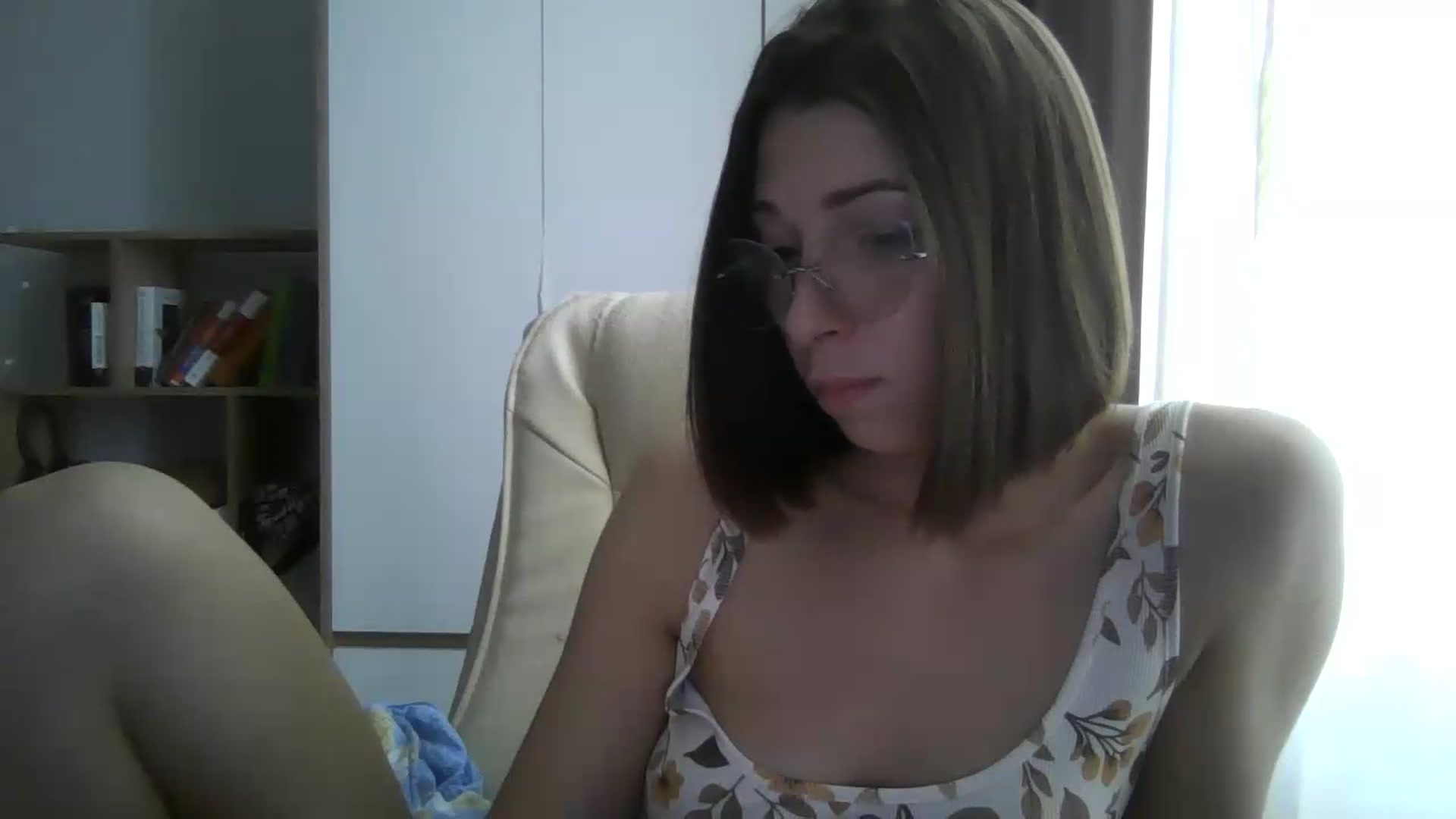 Gallery image thumbnail from VictoriaHayes's myfreecams stream on, 06/05/2026, 09:52 image 16 of 20