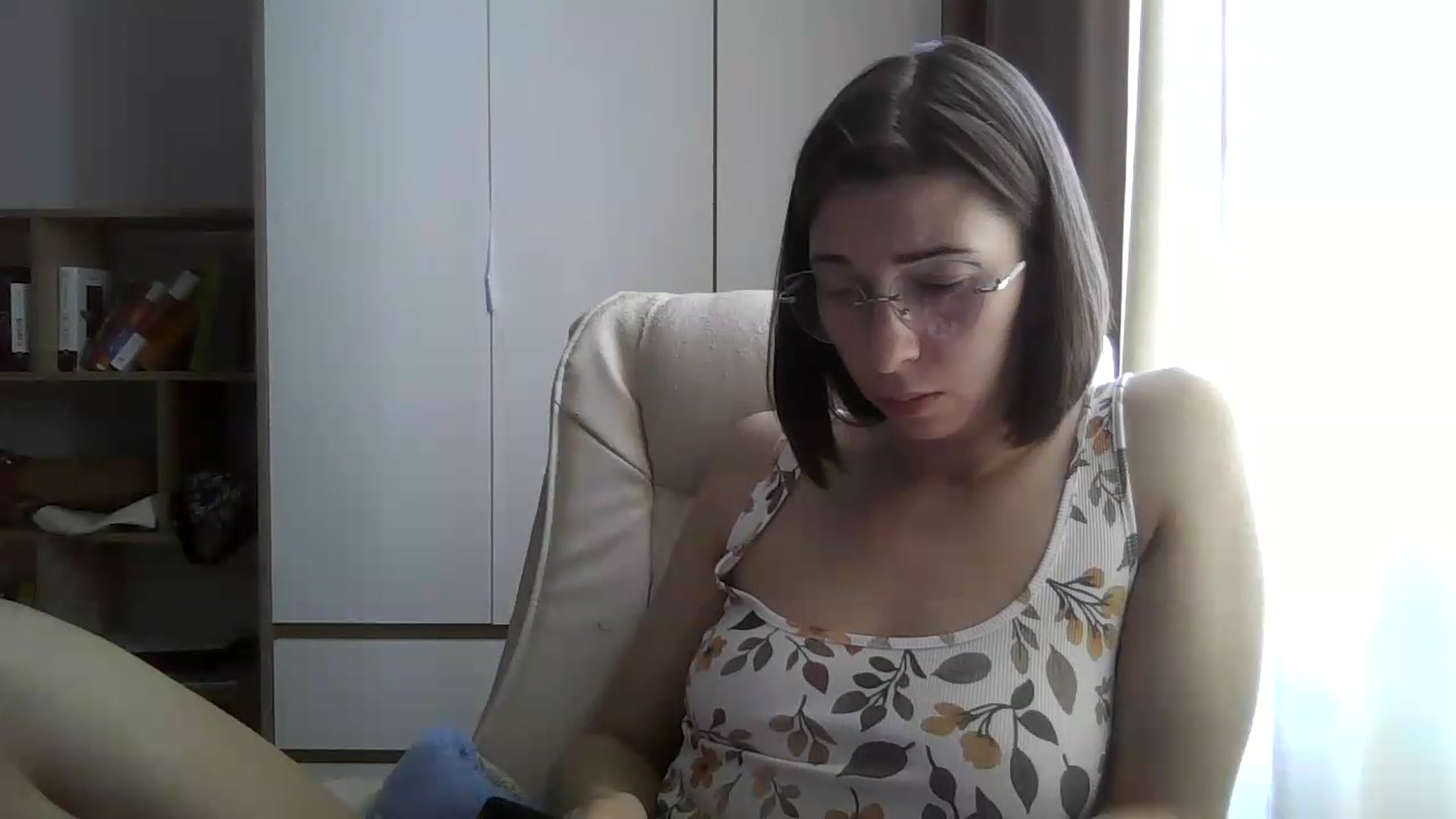 Gallery image thumbnail from VictoriaHayes's myfreecams stream on, 06/05/2026, 12:21 image 13 of 20