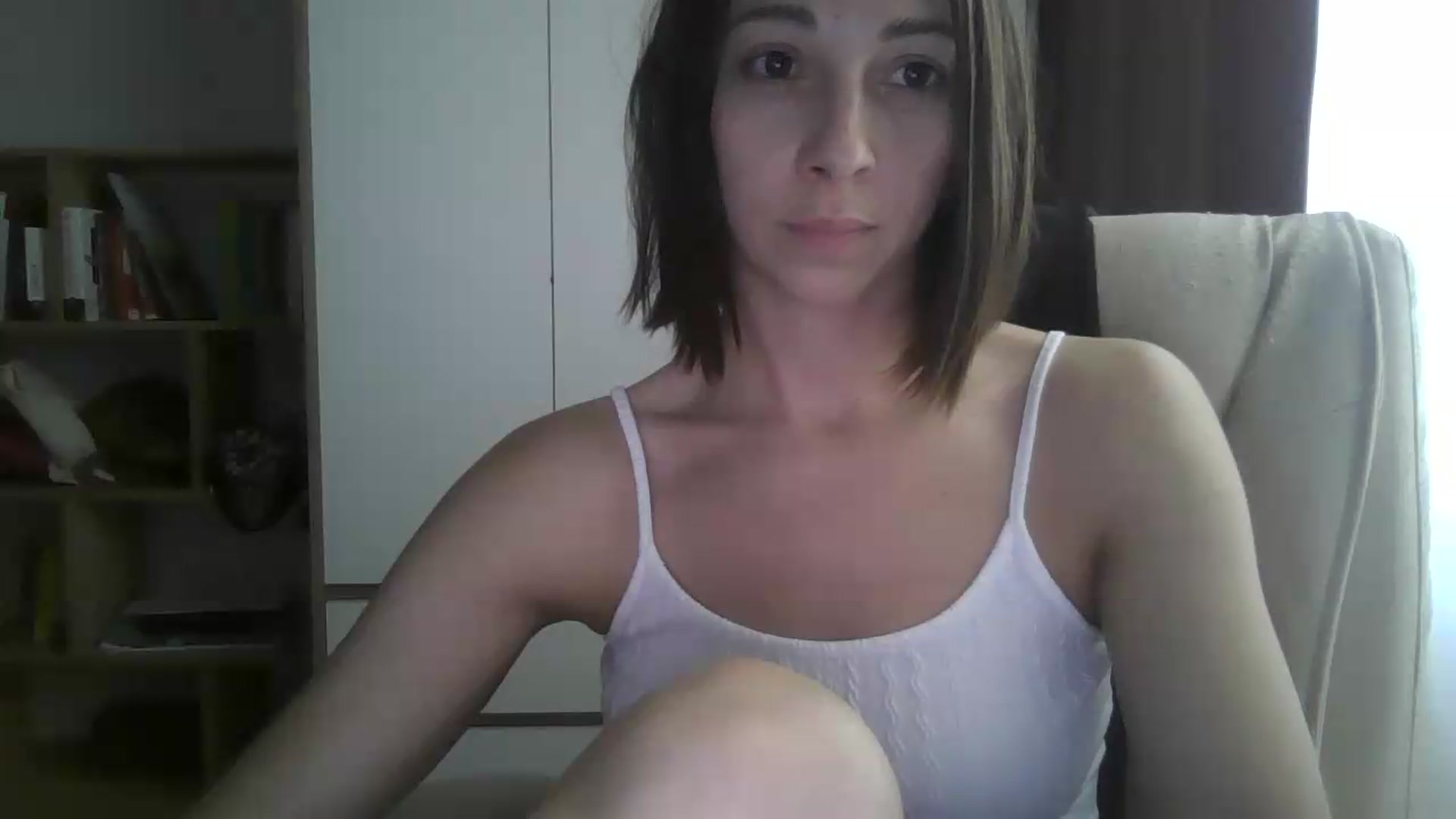 Gallery image thumbnail from VictoriaHayes's myfreecams stream on, 06/19/2026, 10:48 image 3 of 20