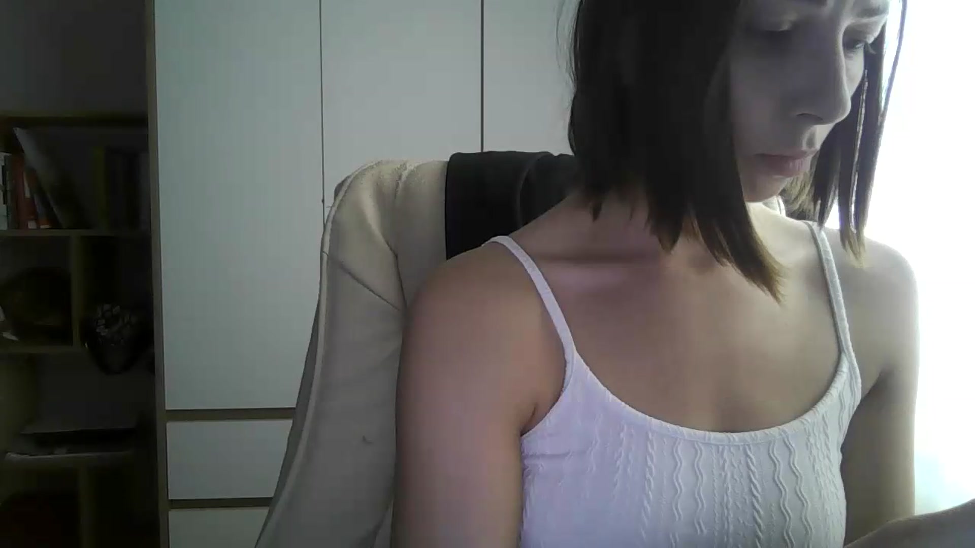 Gallery image thumbnail from VictoriaHayes's myfreecams stream on, 06/19/2026, 10:48 image 19 of 20