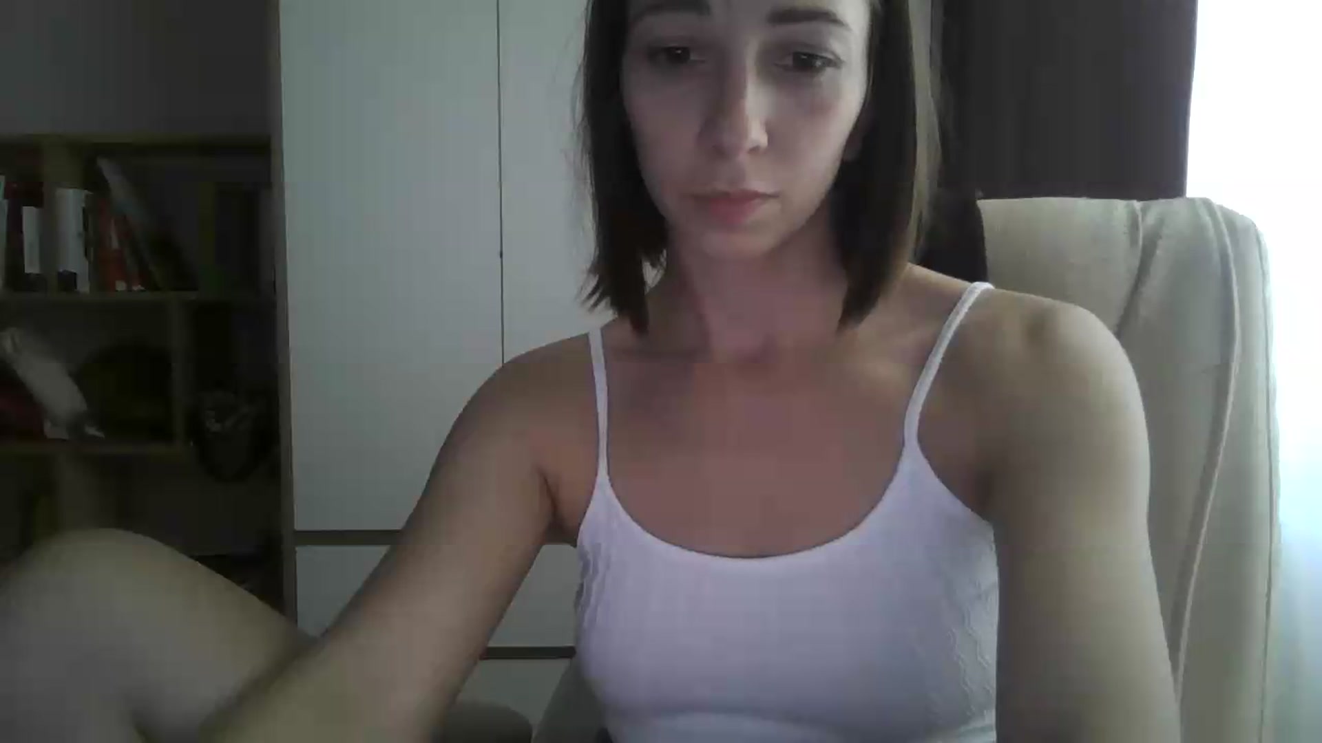 Gallery image thumbnail from VictoriaHayes's myfreecams stream on, 06/19/2026, 10:48 image 5 of 20