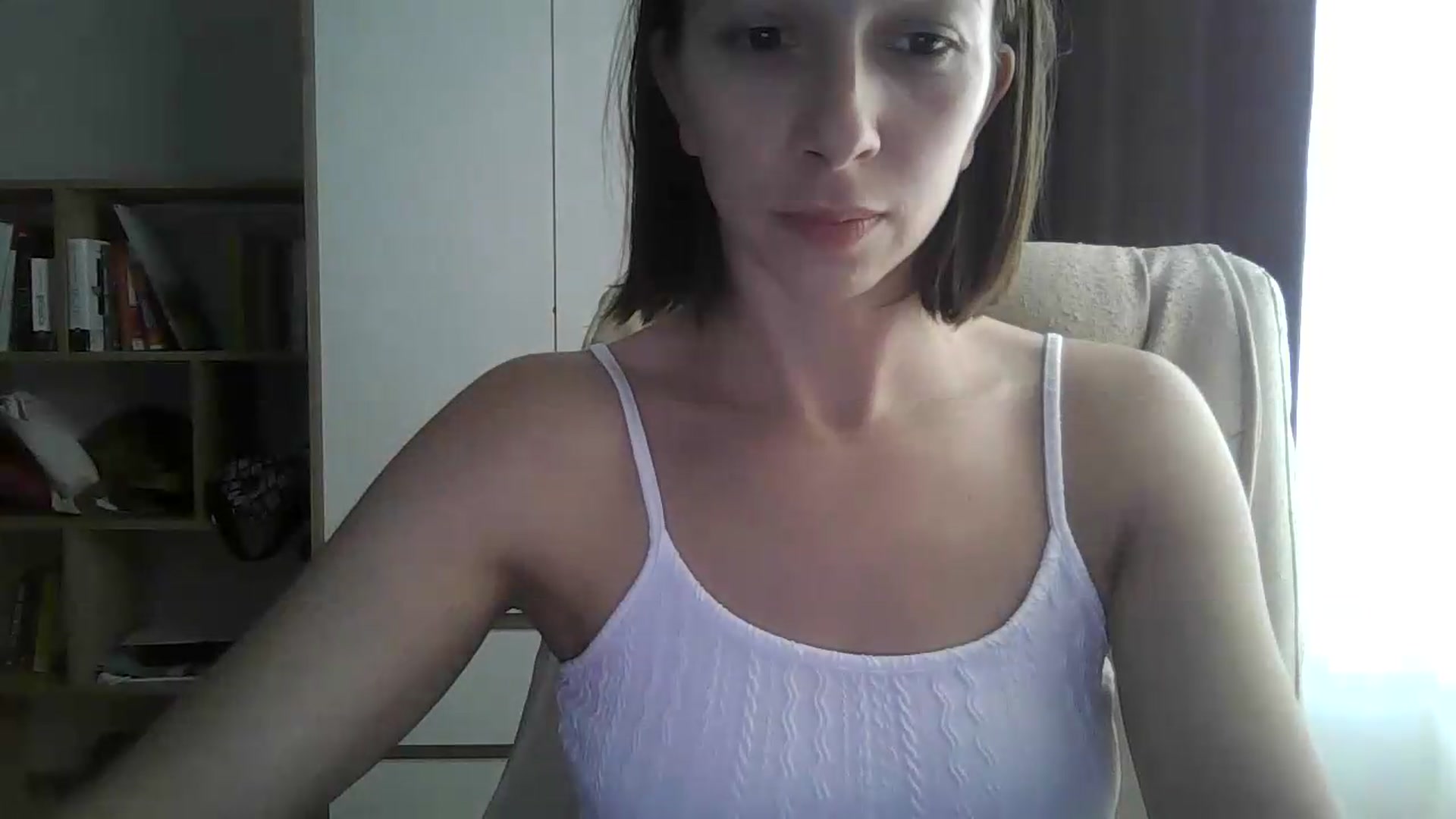 Gallery image thumbnail from VictoriaHayes's myfreecams stream on, 06/19/2026, 10:48 image 14 of 20