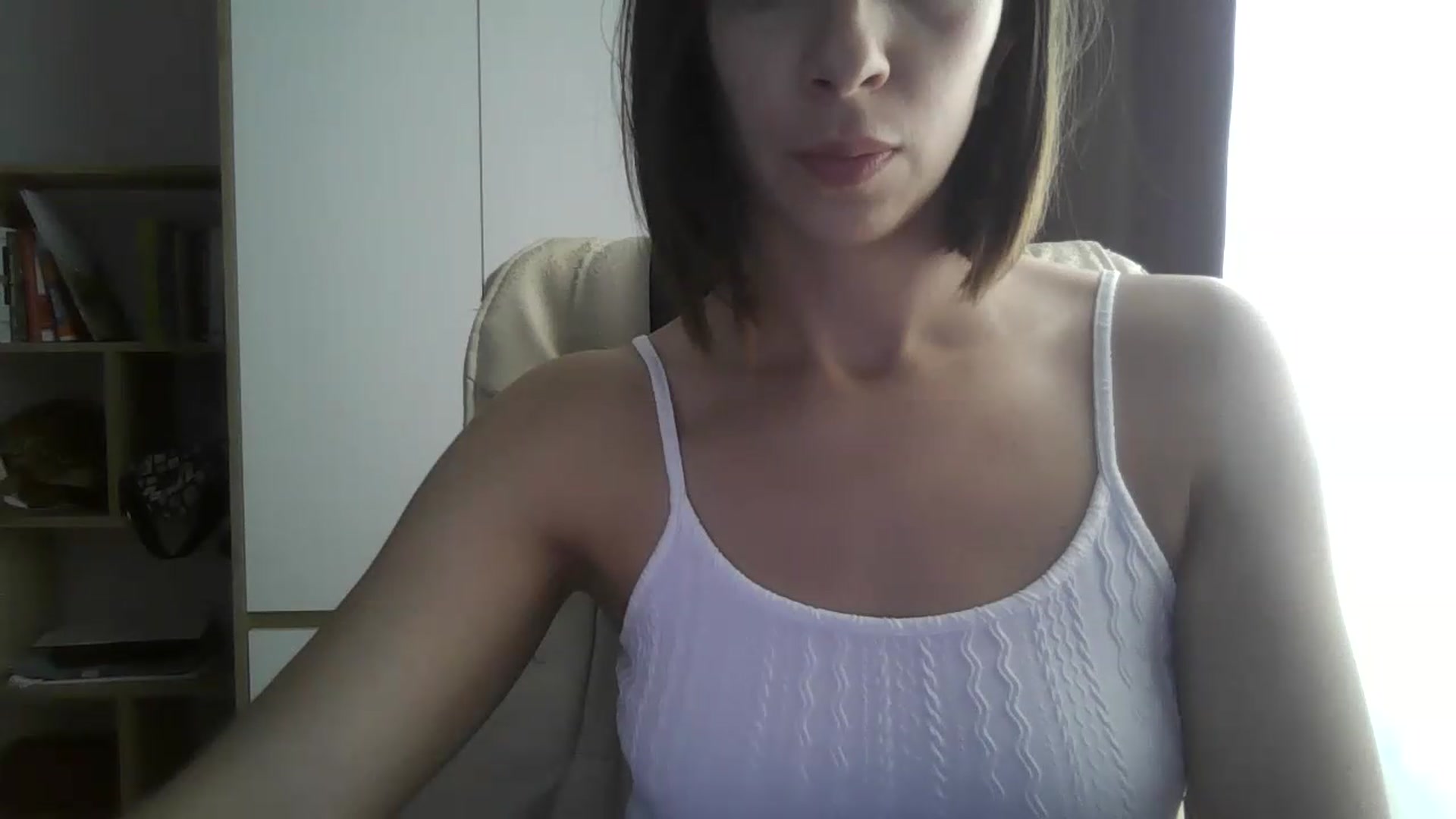 Gallery image thumbnail from VictoriaHayes's myfreecams stream on, 06/19/2026, 10:48 image 18 of 20