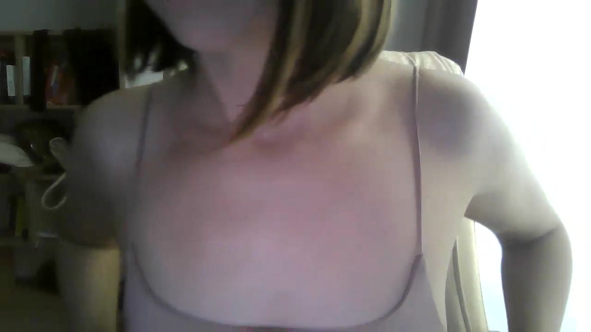 Gallery image thumbnail from VictoriaHayes's myfreecams stream on, 06/23/2026, 11:37 image 5 of 20