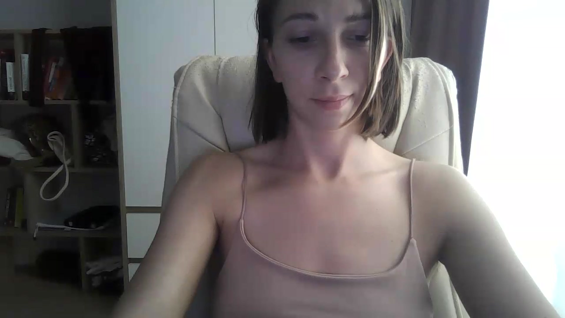 Gallery image thumbnail from VictoriaHayes's myfreecams stream on, 06/23/2026, 11:37 image 16 of 20