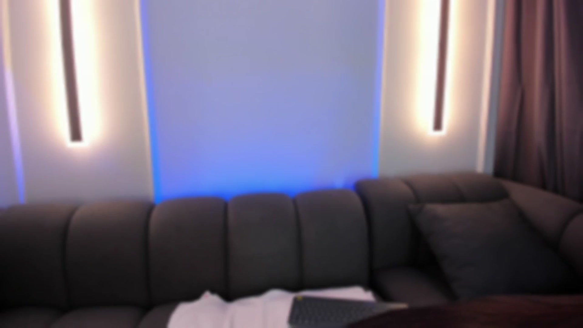 Gallery image thumbnail from VictoriaMilan's myfreecams stream on, 10/07/2024, 18:41 image 16 of 20