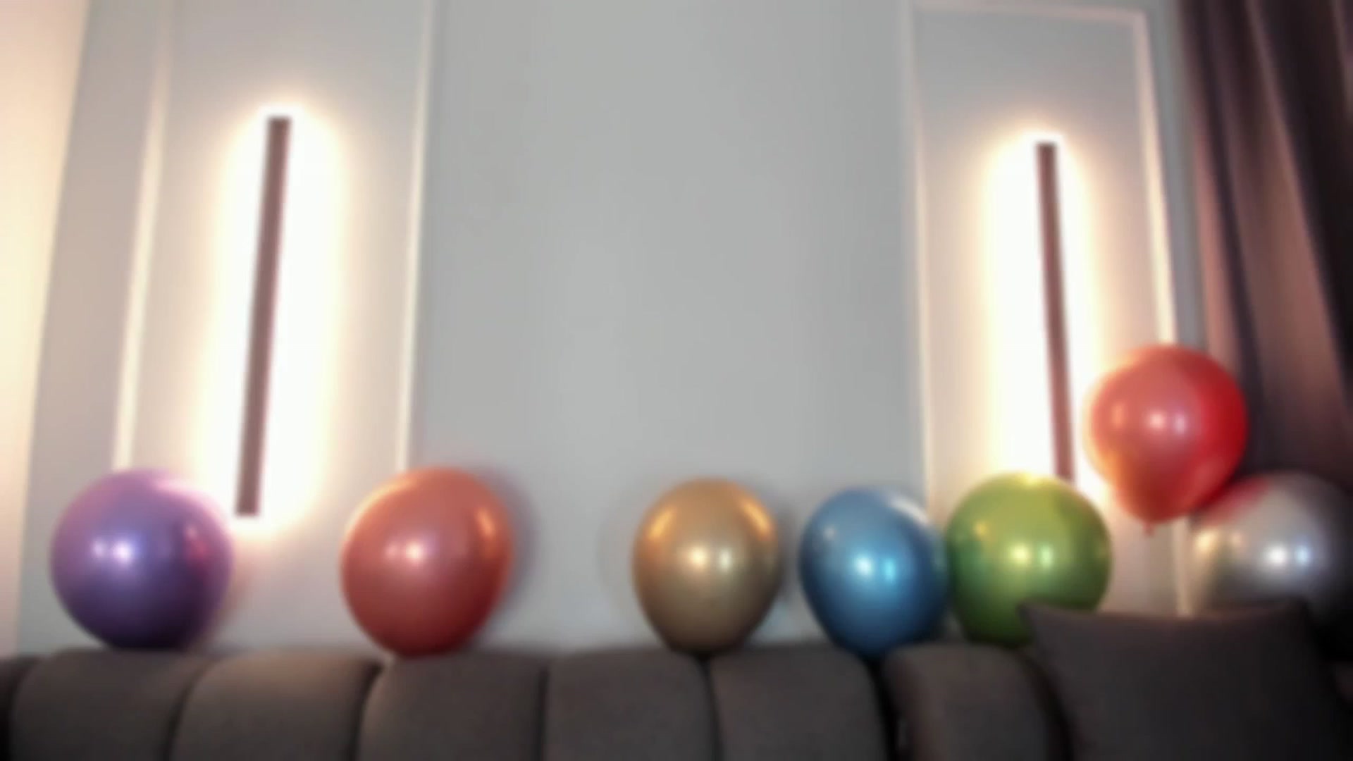 Gallery image thumbnail from VictoriaMilan's myfreecams stream on, 10/17/2024, 18:28 image 16 of 20