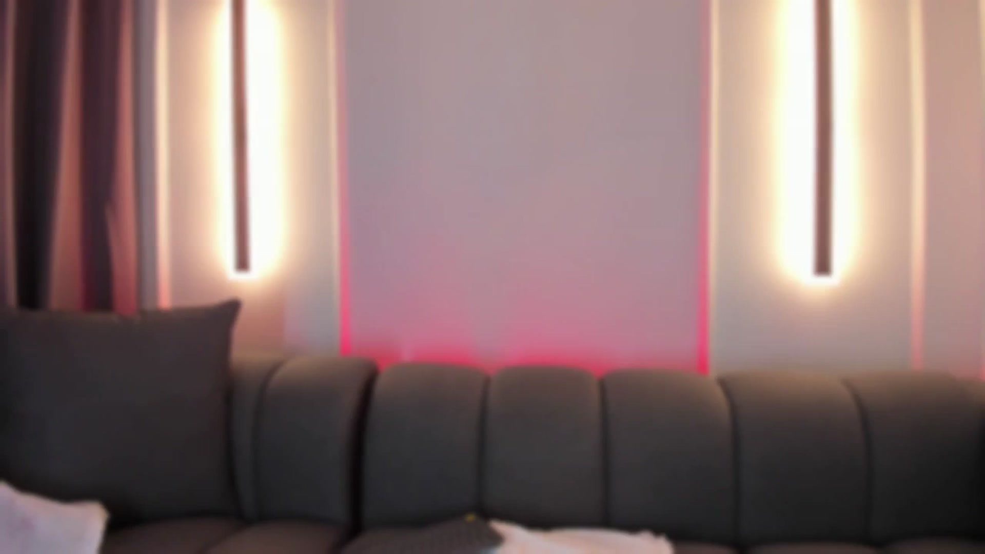 Gallery image thumbnail from VictoriaMilan's myfreecams stream on, 10/25/2024, 18:57 image 14 of 20