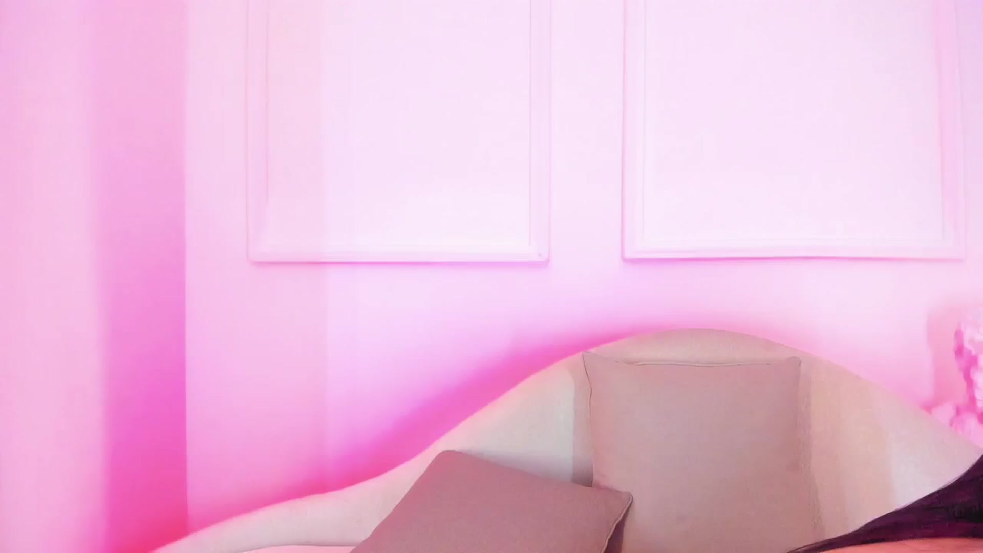 Gallery image thumbnail from VictoriaMilan's myfreecams stream on, 11/22/2024, 16:43 image 20 of 20