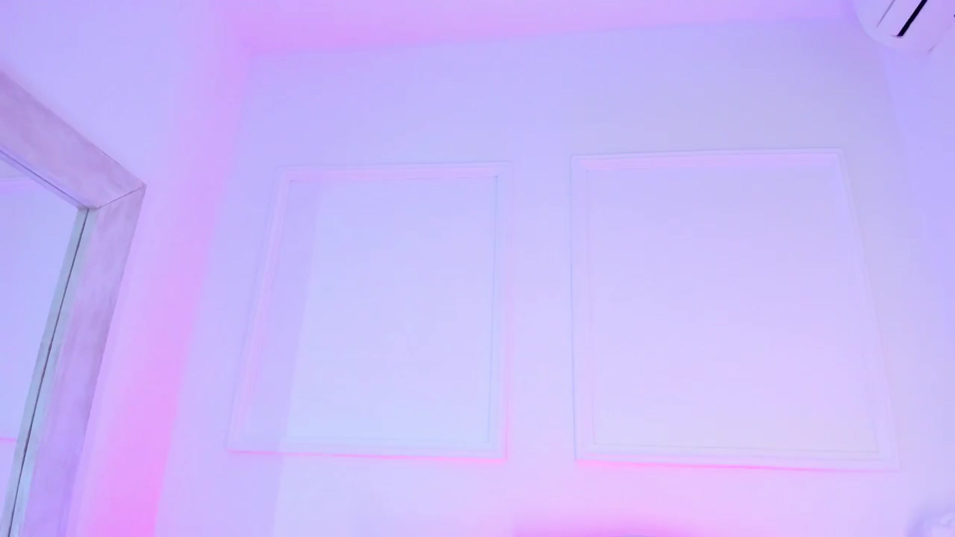 Gallery image thumbnail from VictoriaMilan's myfreecams stream on, 02/15/2025, 16:45 image 19 of 20