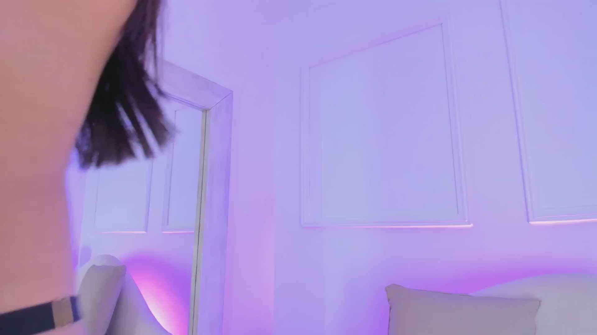 Gallery image thumbnail from VictoriaMilan's myfreecams stream on, 03/21/2025, 16:29 image 20 of 20