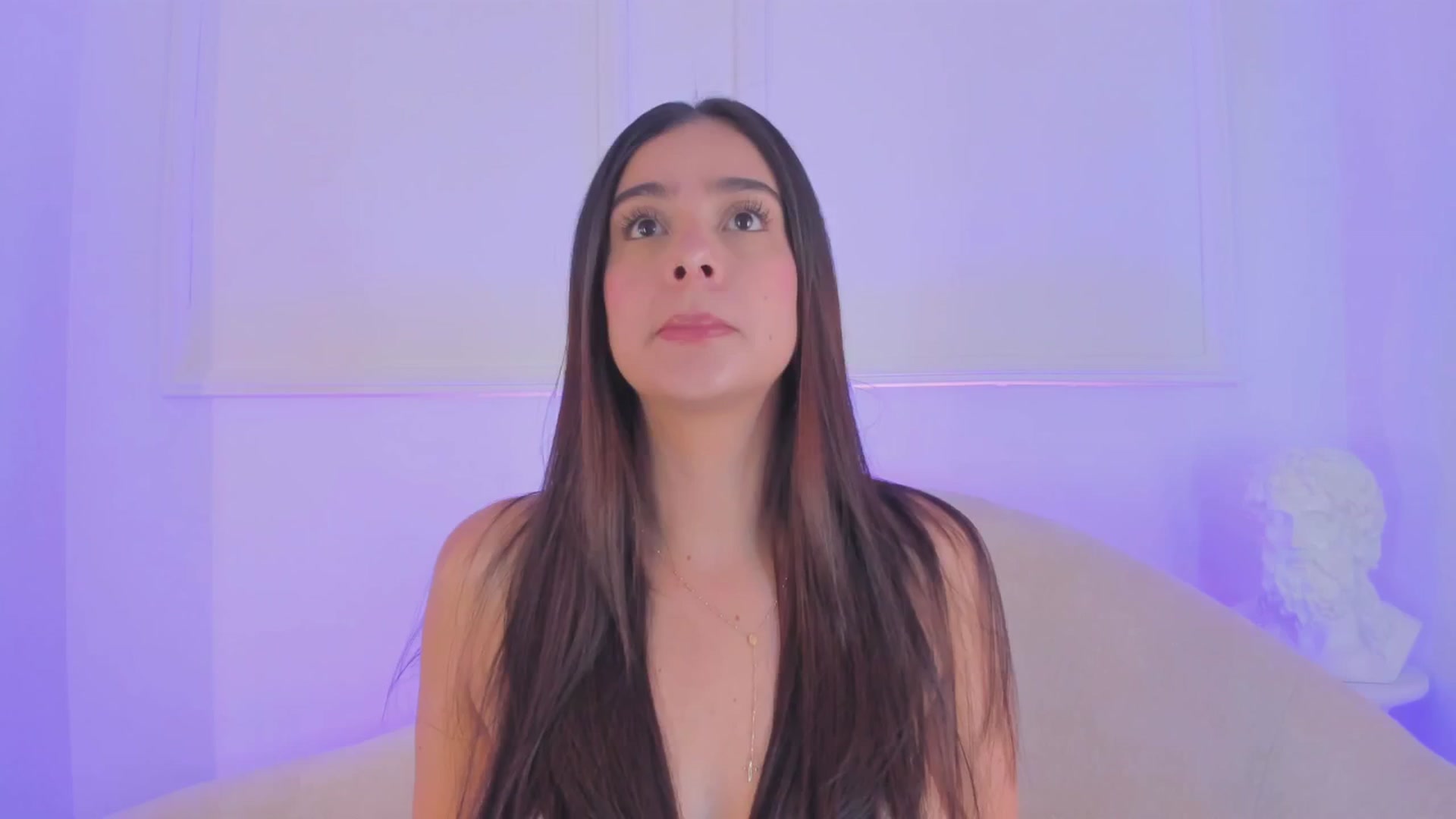 Gallery image thumbnail from VictoriaMilan's myfreecams stream on, 03/29/2025, 18:38 image 5 of 20