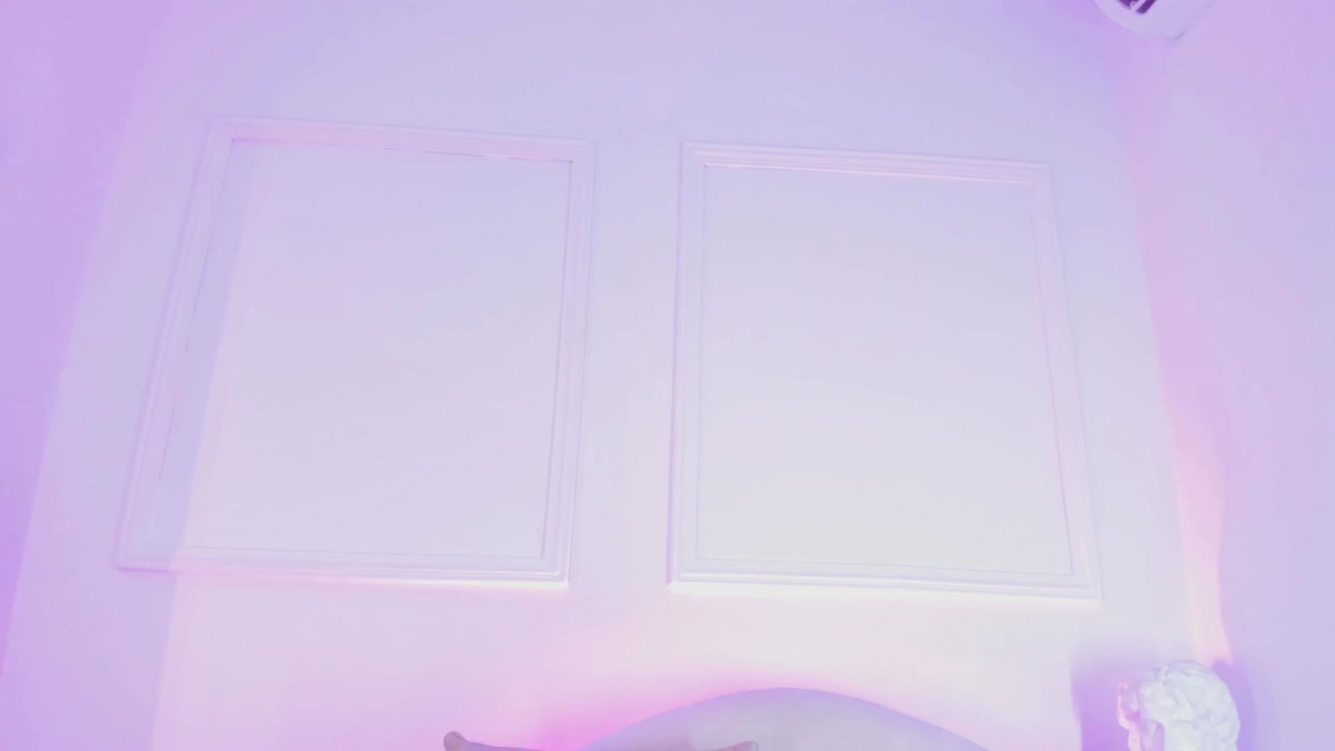 Gallery image thumbnail from VictoriaMilan's myfreecams stream on, 04/02/2025, 15:43 image 11 of 20