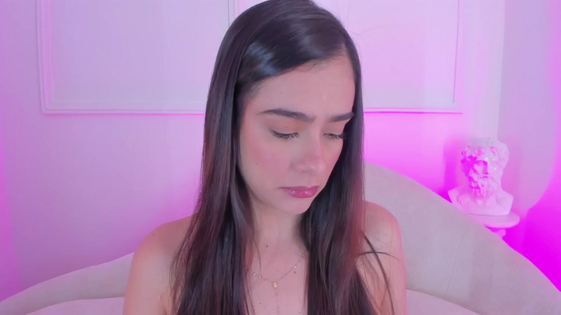 Gallery image thumbnail from VictoriaMilan's myfreecams stream on, 06/16/2025, 14:09 image 20 of 20